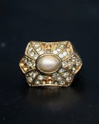 “Dior” Star-shaped pearl gold ring