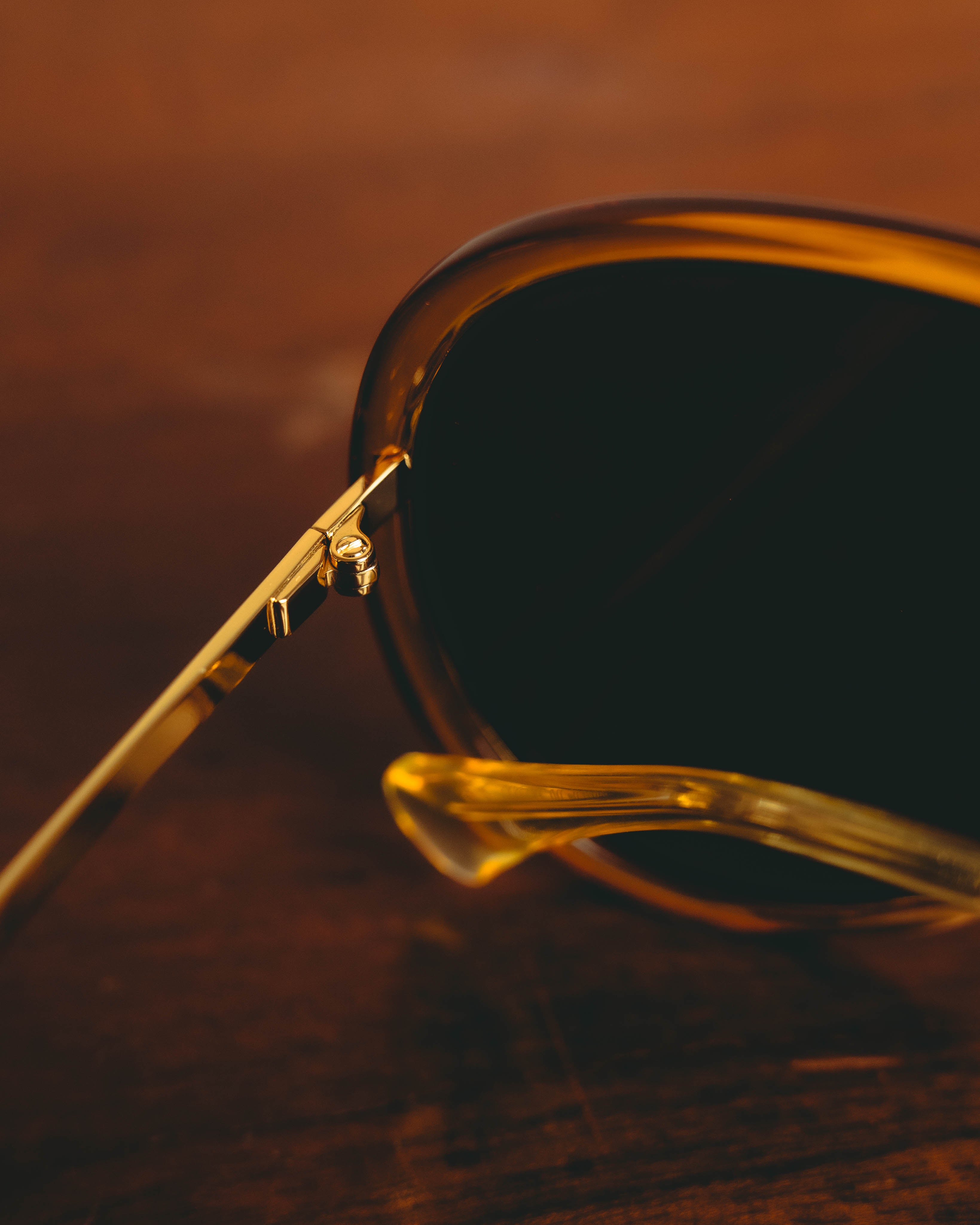 –SPECIAL– "GUCCI" 2020's Bold aviator sunglasses