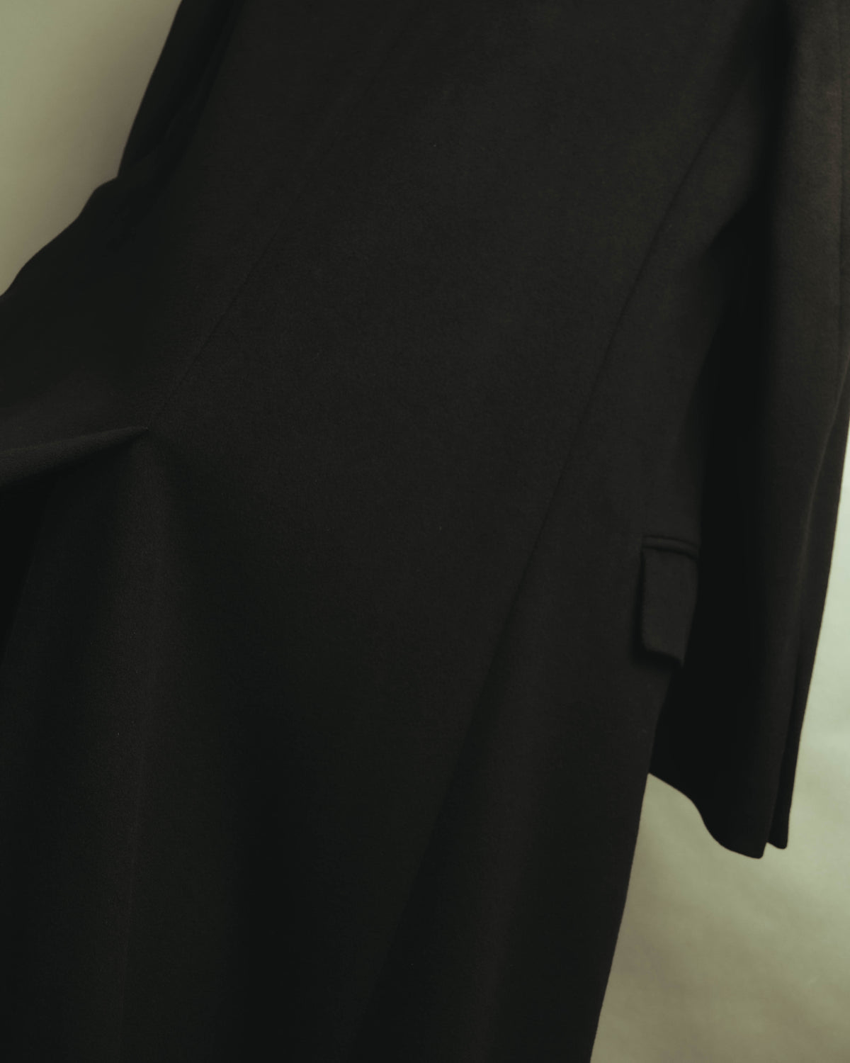 –SPECIAL– “GUCCI” 90’s Tom Ford era concealed-front wool long chester coat