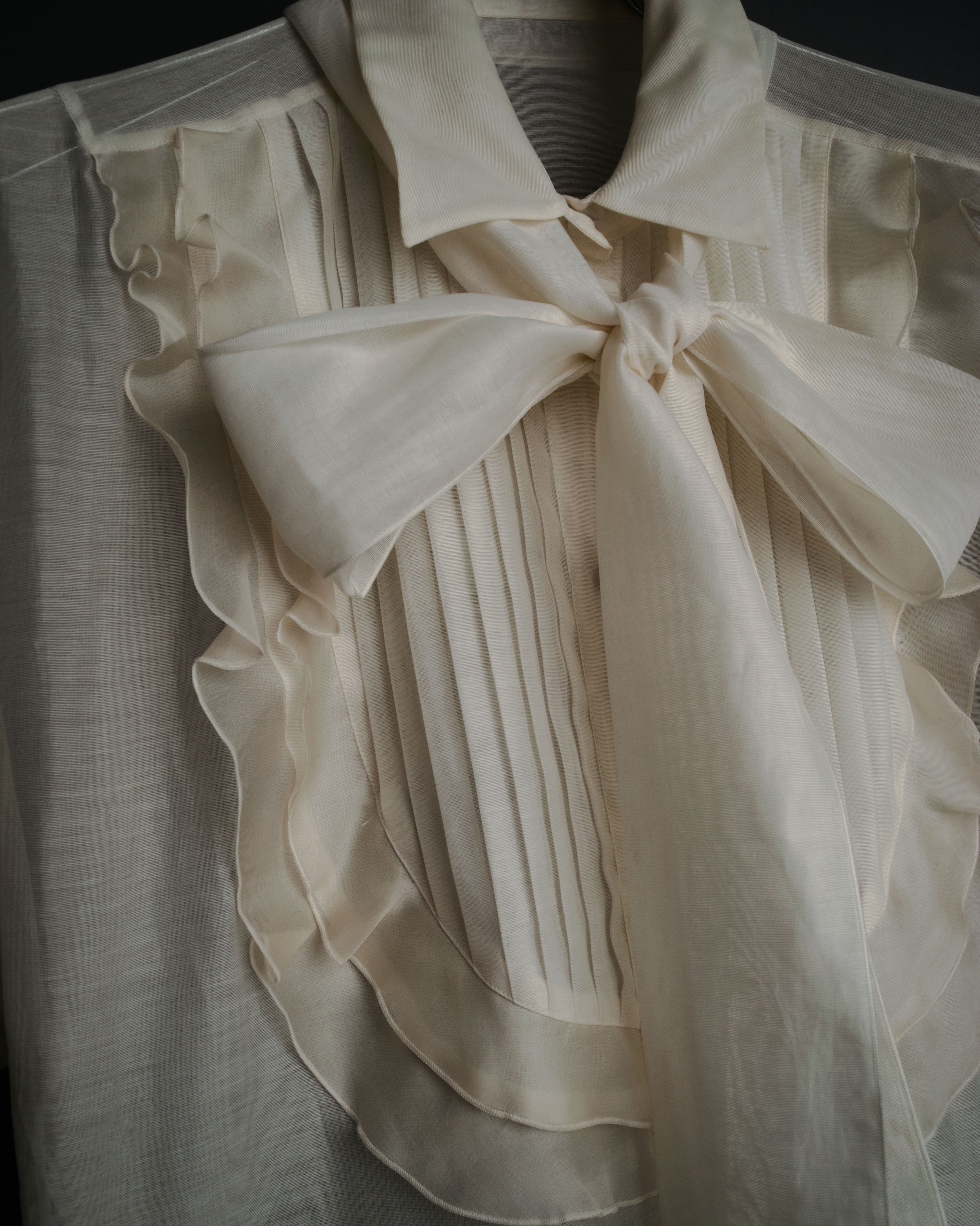 -SPECIAL- “VALENTINO ROMA” 2000’s sheer bow tie ruffled blouse