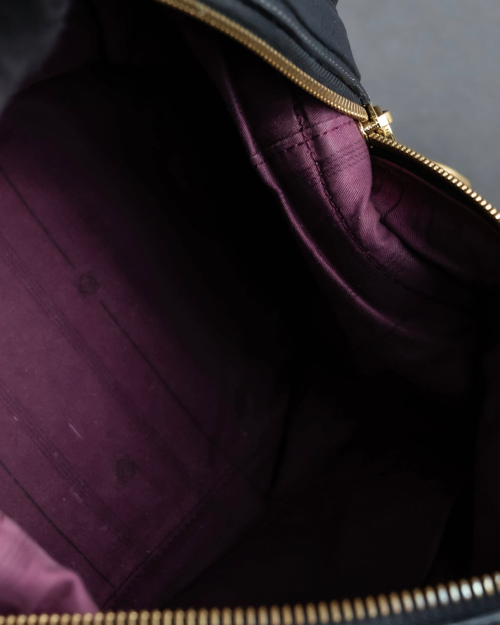 "LOEWE" Flap pocket design ostrich leather bag