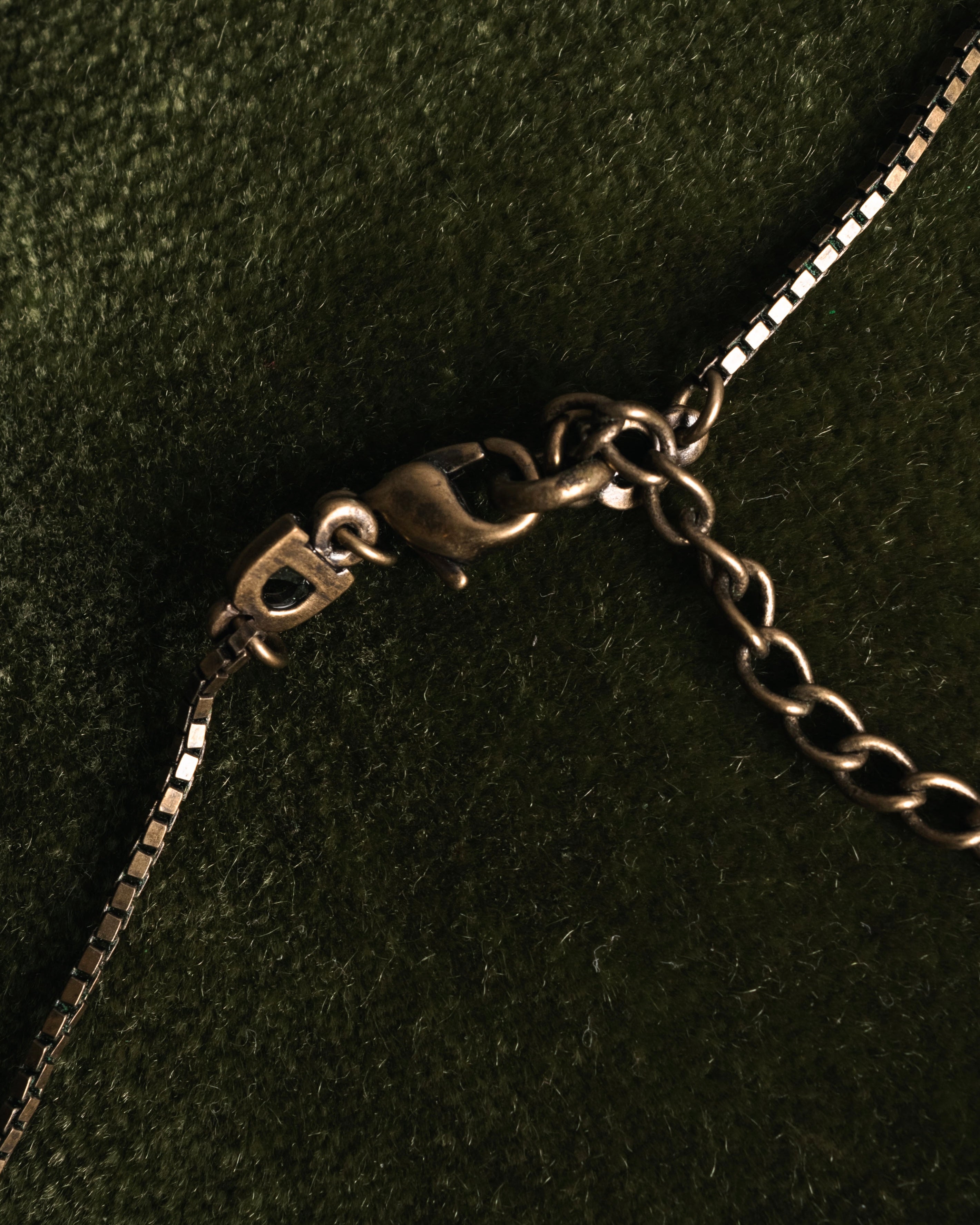 “Christian Dior” 90’s-00’s Antique gold botanical pendant necklace