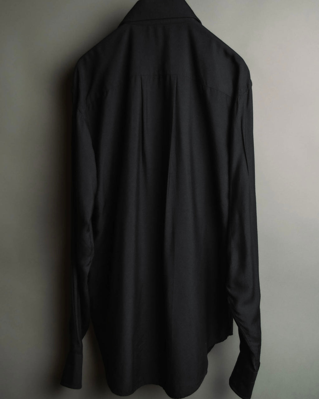 "TOM FORD" 2010's Fluid rayon silk classic collar black shirt