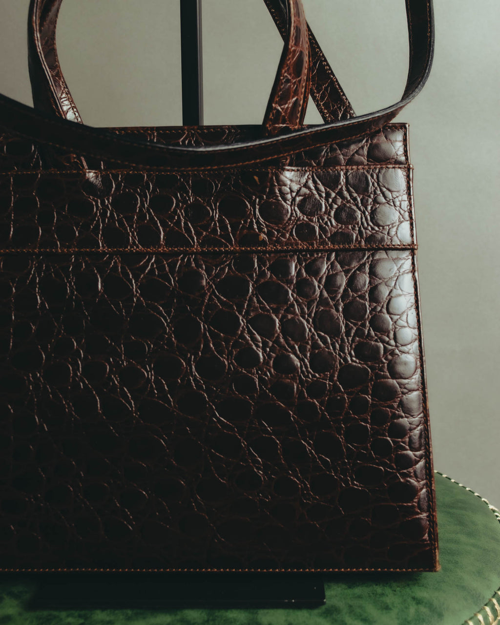 “Salvatore Ferragamo” 00’s-10’s Crocodile embossed vara bow 2way handbag