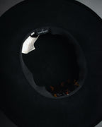 –SPECIAL– "CHANEL" 80’s fur felt velour boater hat