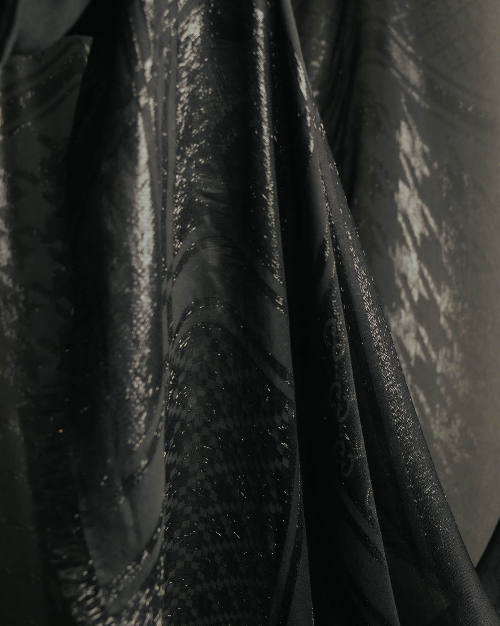 -SPECIAL- “GUCCI” 2013’s-2016’s Metallic jacquard silk stole