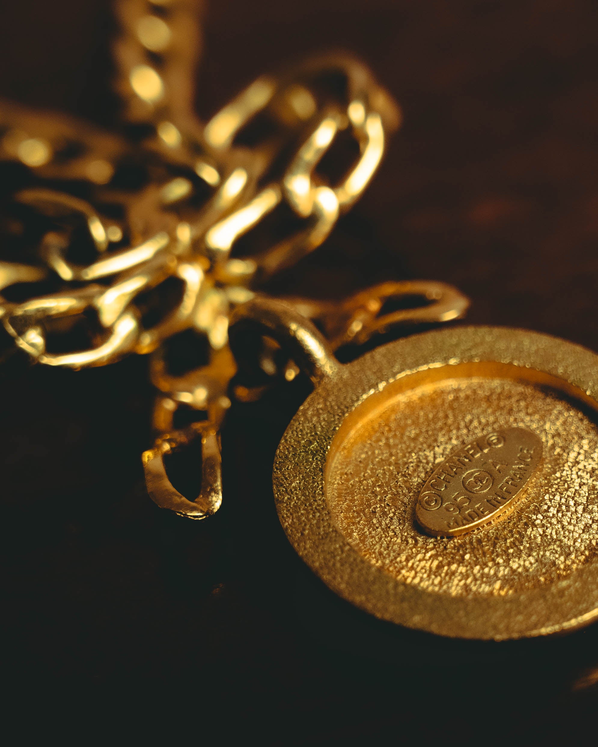 –SPECIAL– "CHANEL" 95AW Jeweled medallion pendant necklace