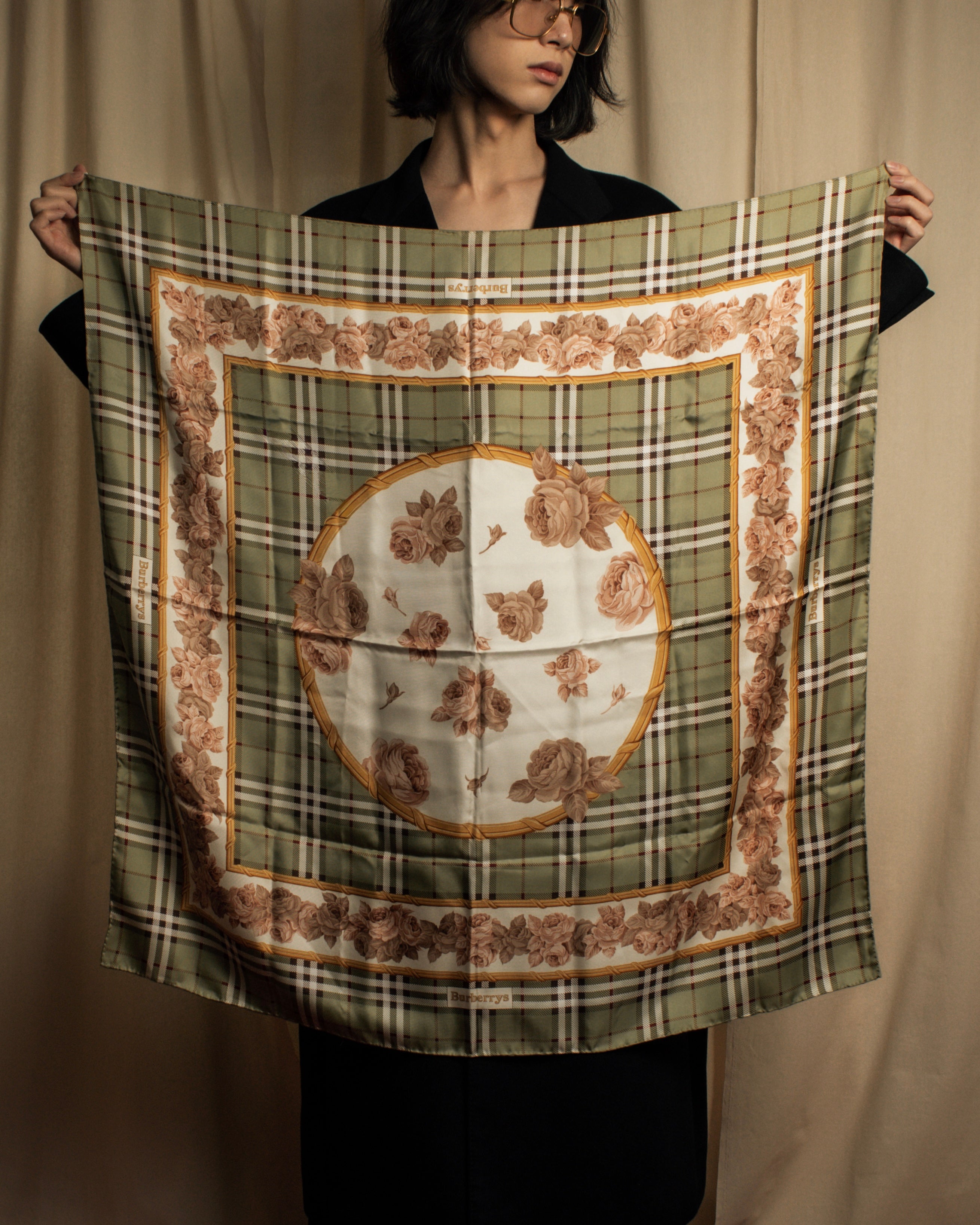 "BURBERRYS" Rose motif layered check pattern silk scarf