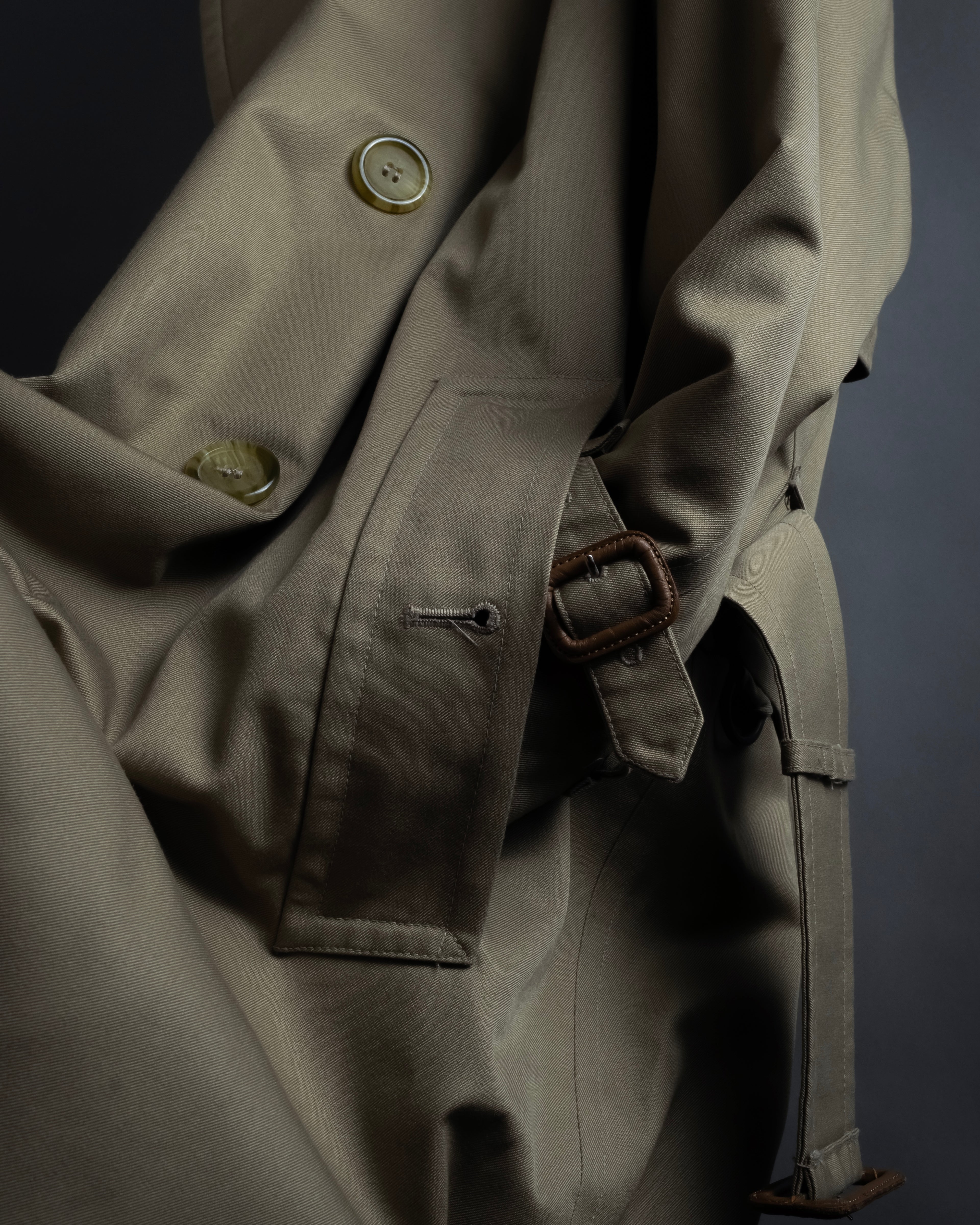 "BURBERRYS" Traditional detail double-breasted stand color trench coat