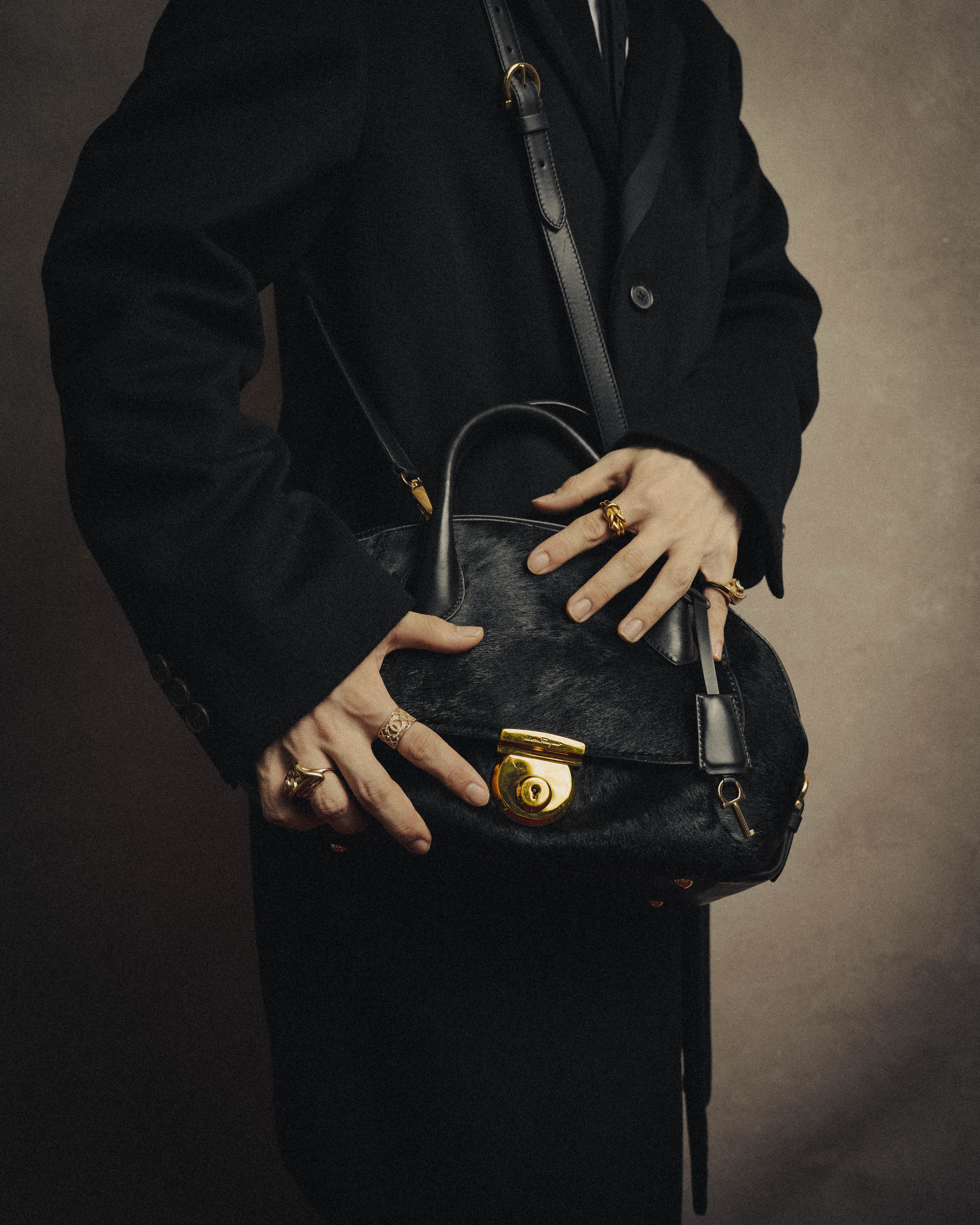 -SPECIAL- “Salvatore Ferragamo“ 90's-00's Gancini pony hair and leather dual-way boston bag
