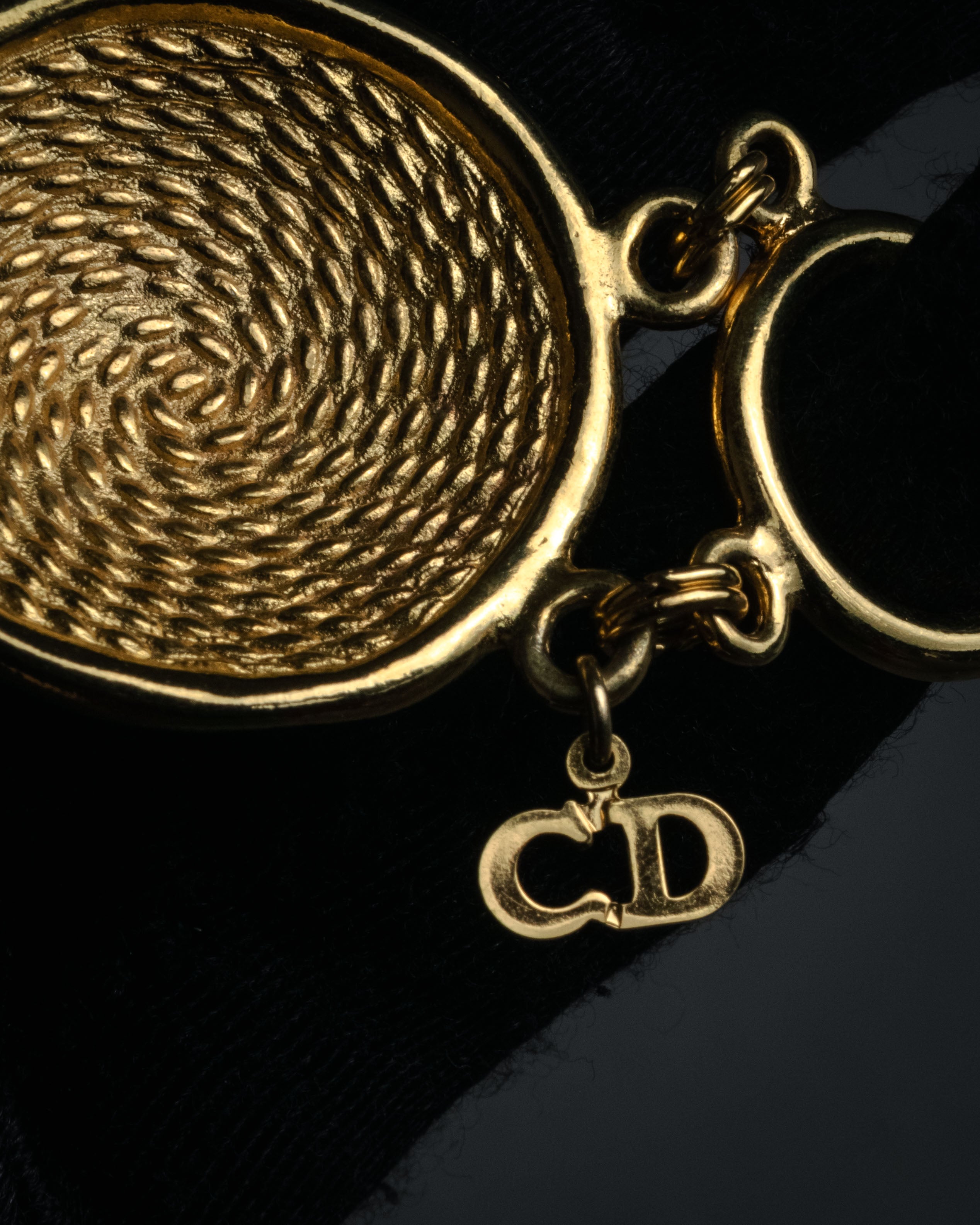 “Christian Dior” 90’s Medallion motif toggle bracelet