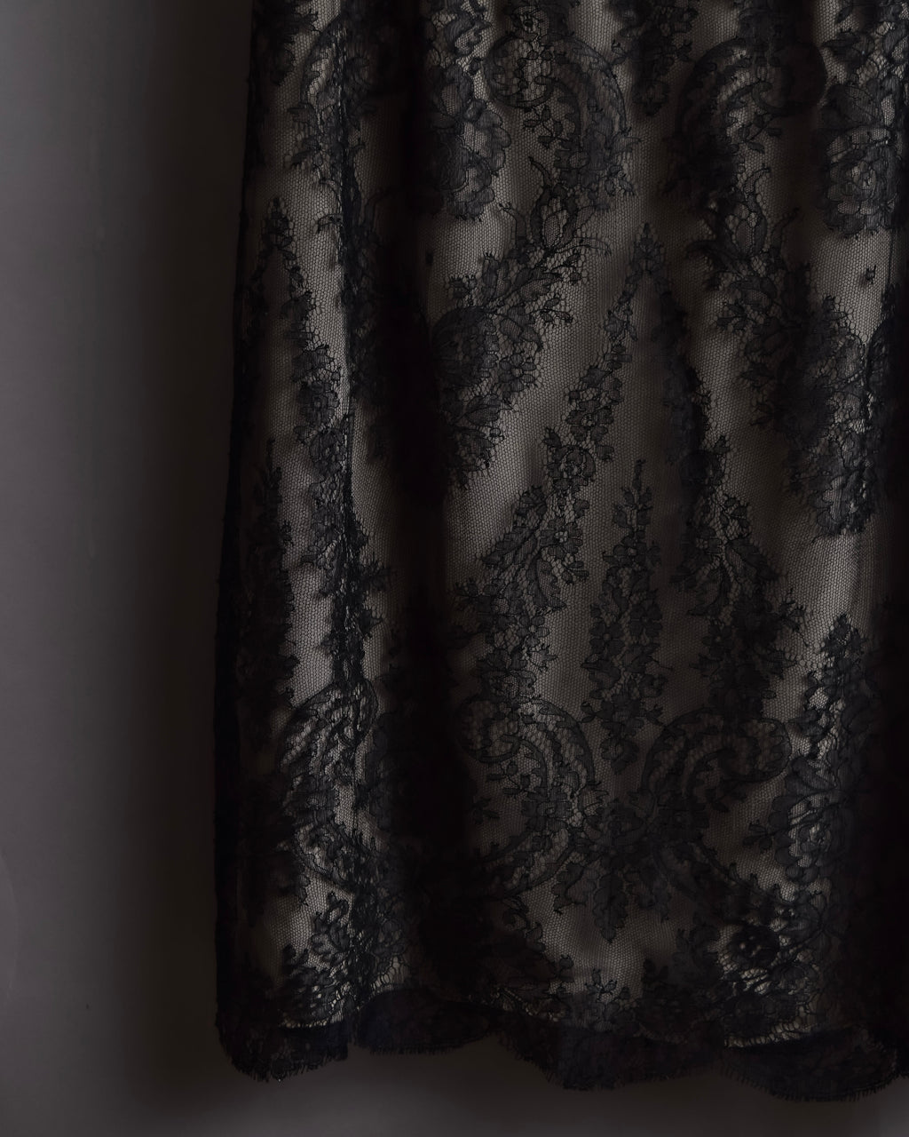 "VALENTINO" Lace layered ribbon design sleeveless dress