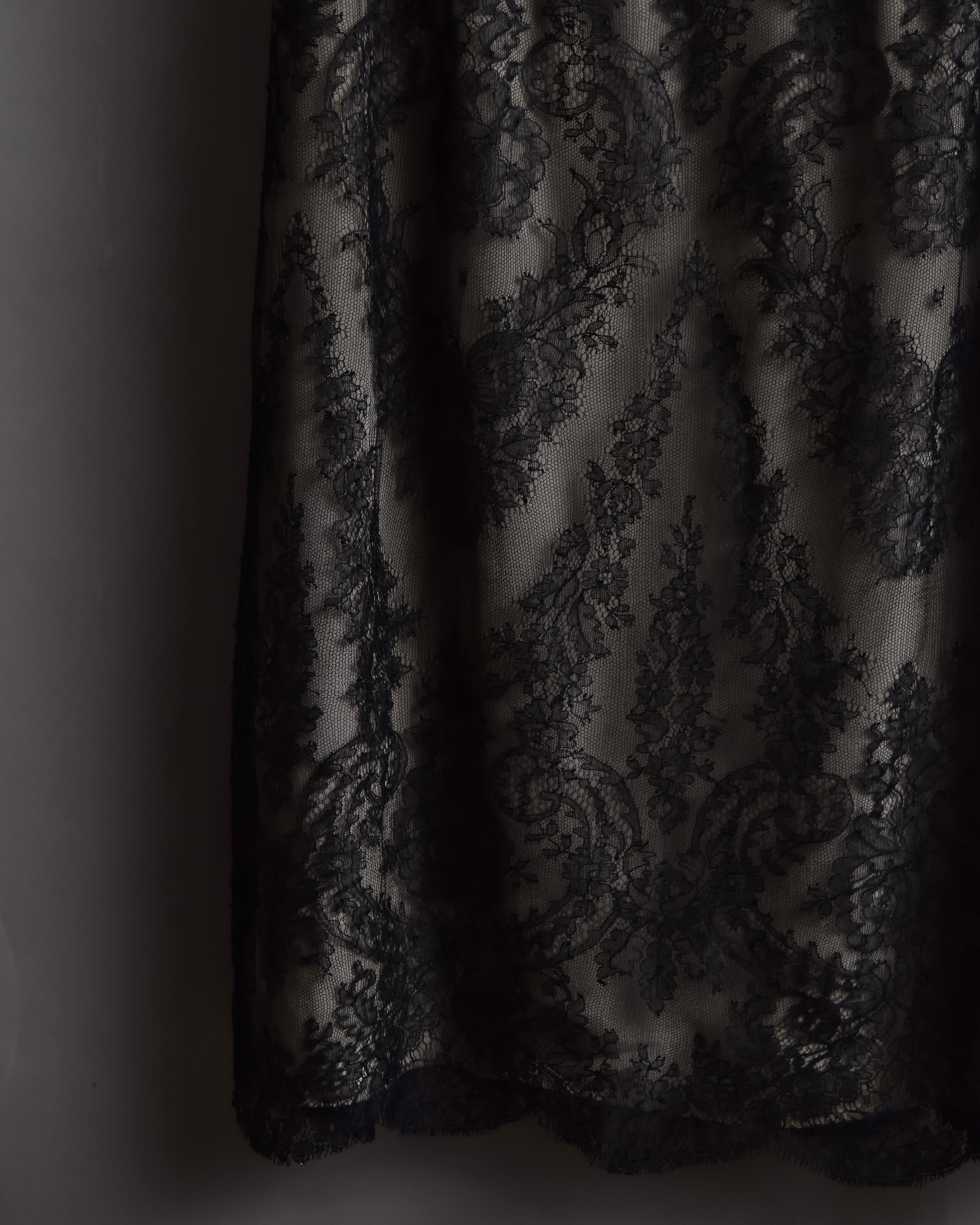 "VALENTINO" Lace layered ribbon design sleeveless dress