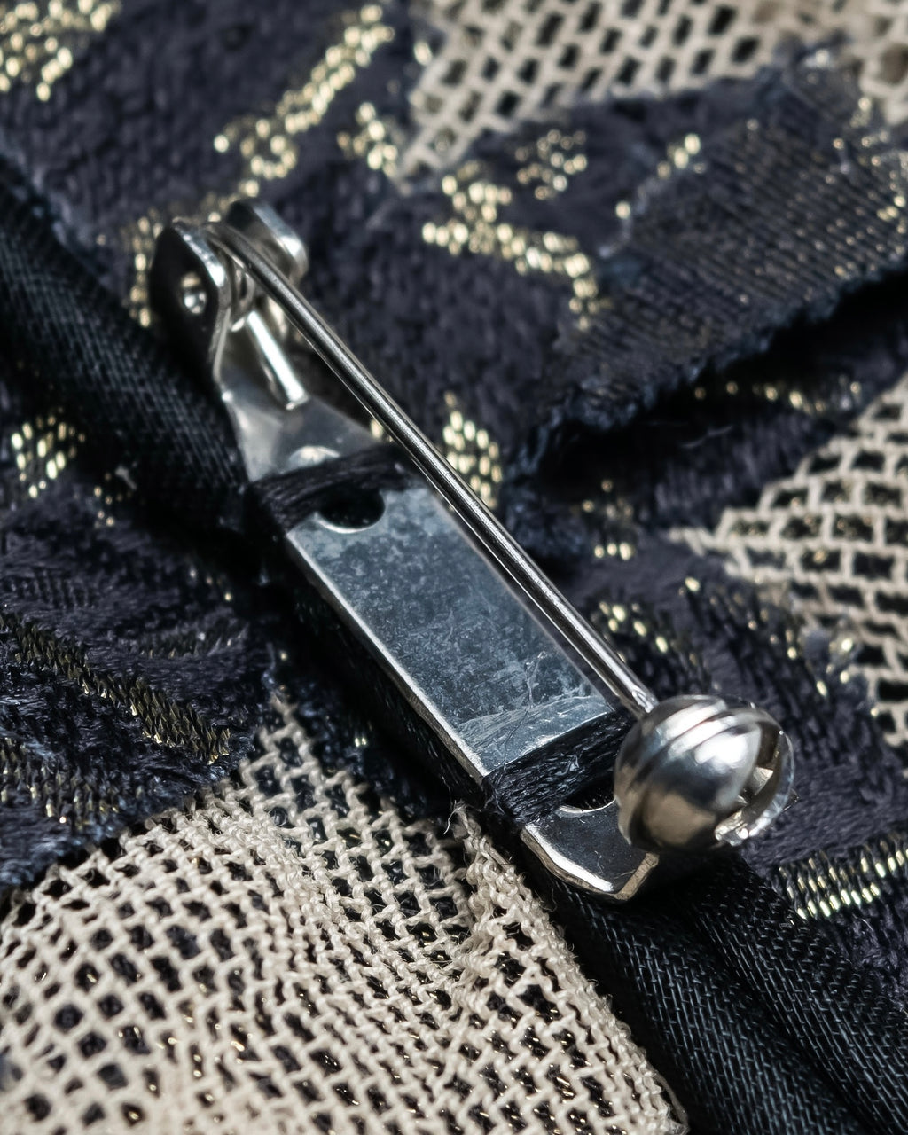 "DOLCE &amp; GABBANA" Flower motif tulle layered brooch