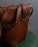 "Salvatore Ferragamo" Gold metal parts brown leather shoulder bag