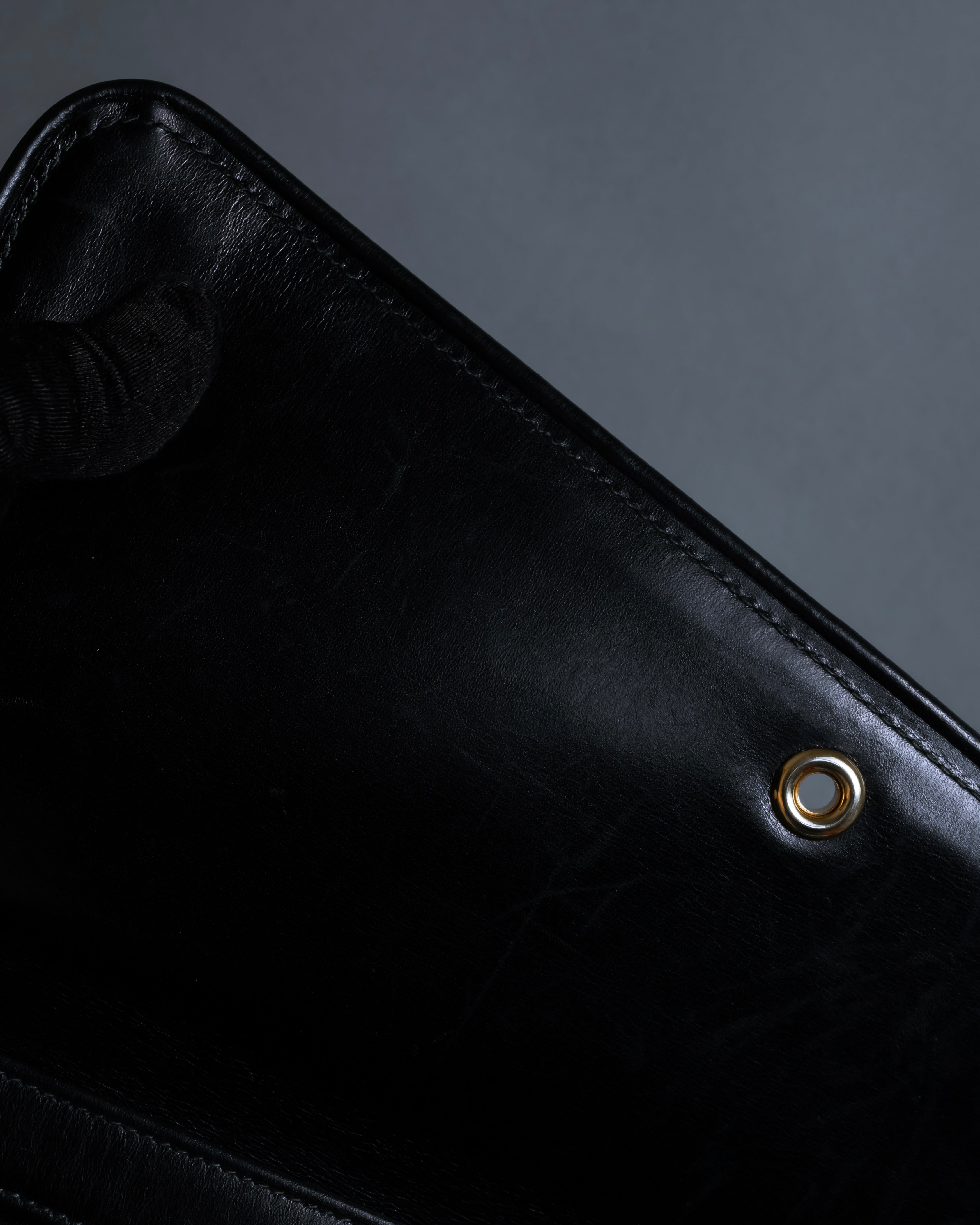 "GUCCI" Saddlery motif crisp design vintage leather shoulder bag