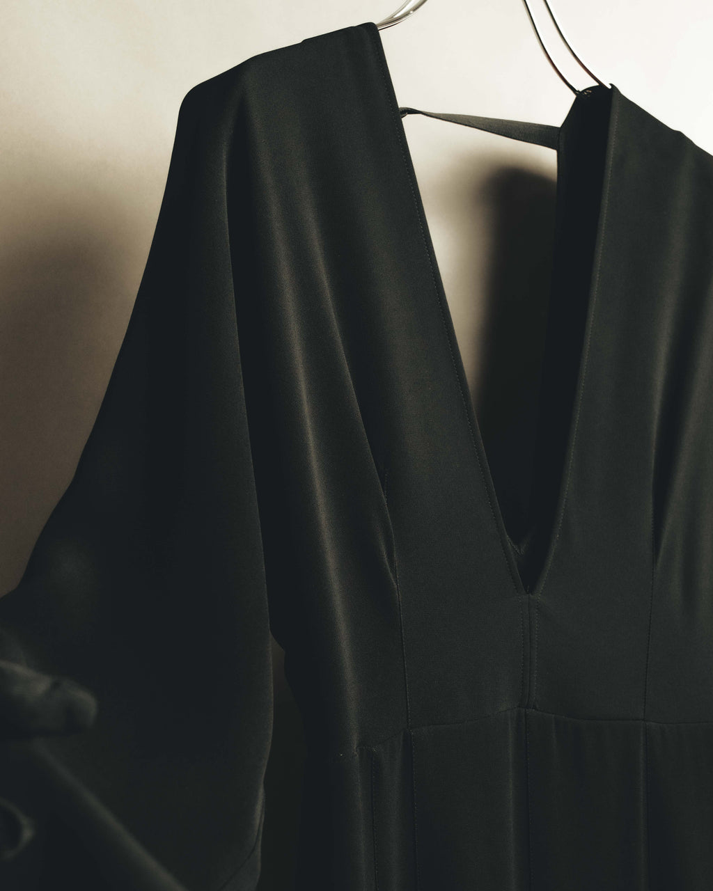 "BURBERRY" 2010's-20's Pleated silk midi dress