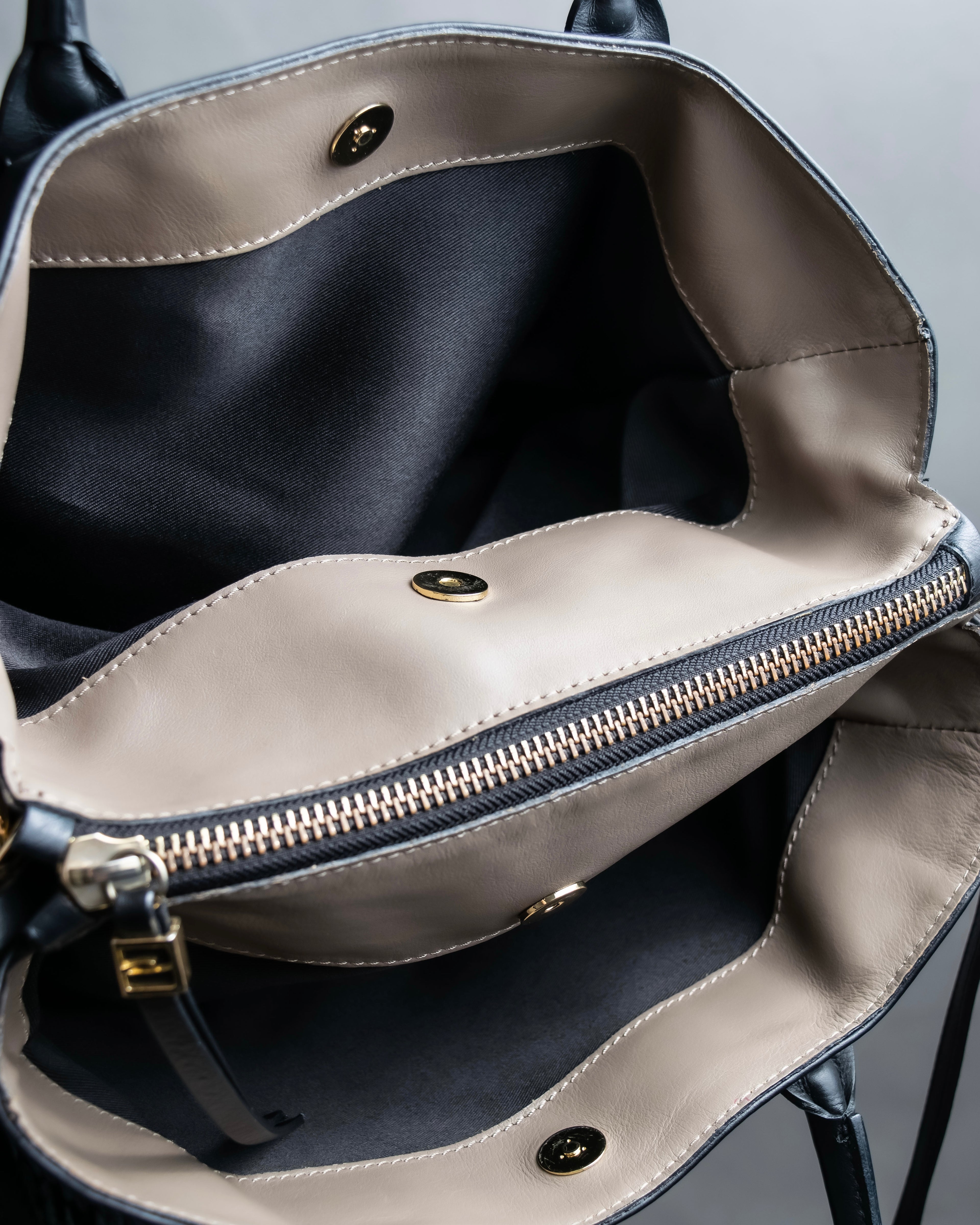 "GIANNI CHIARINI" High quality leather 2way shoulder bag