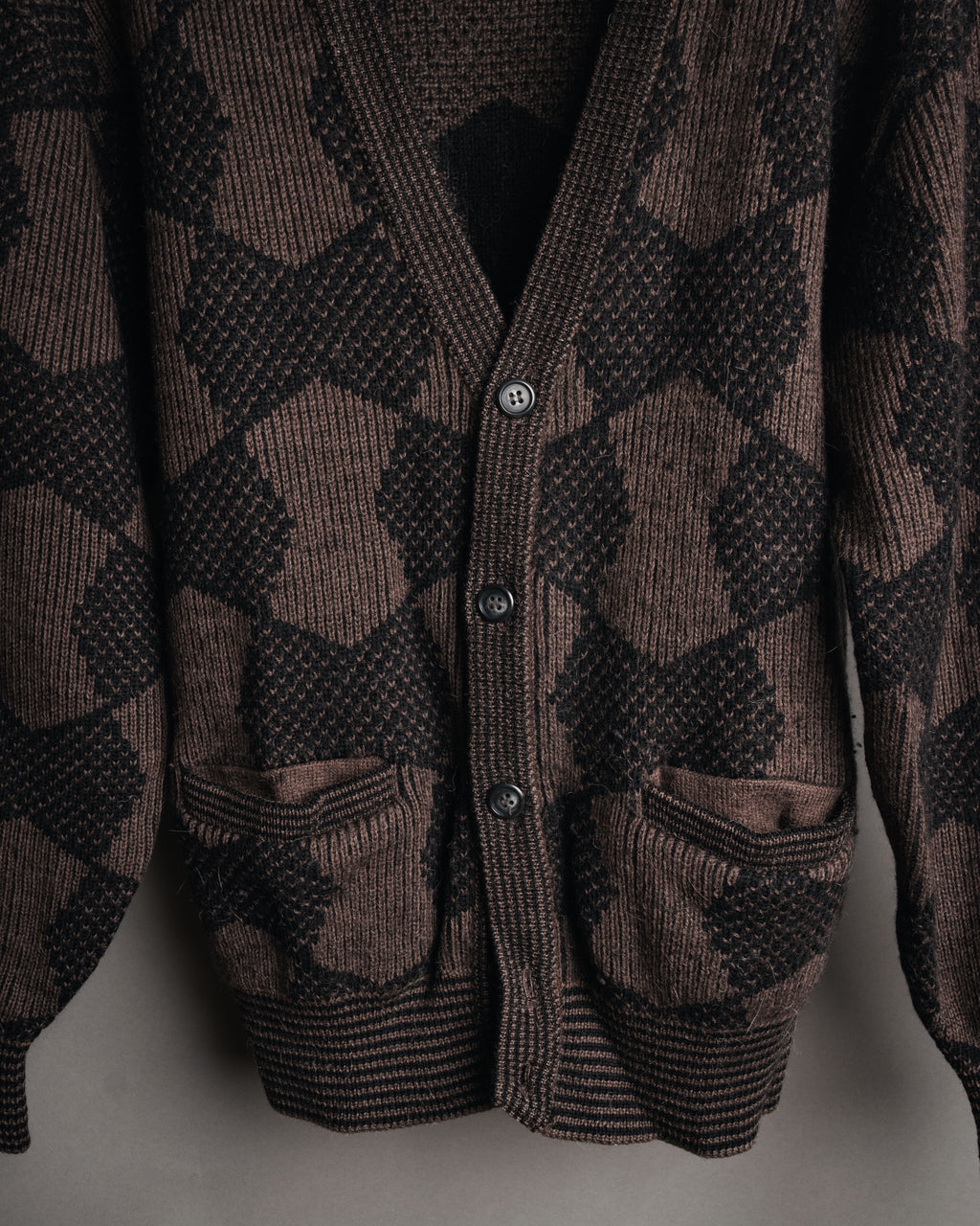 “Yves Saint Laurent” 80’s-90’s geometric knit cardigan