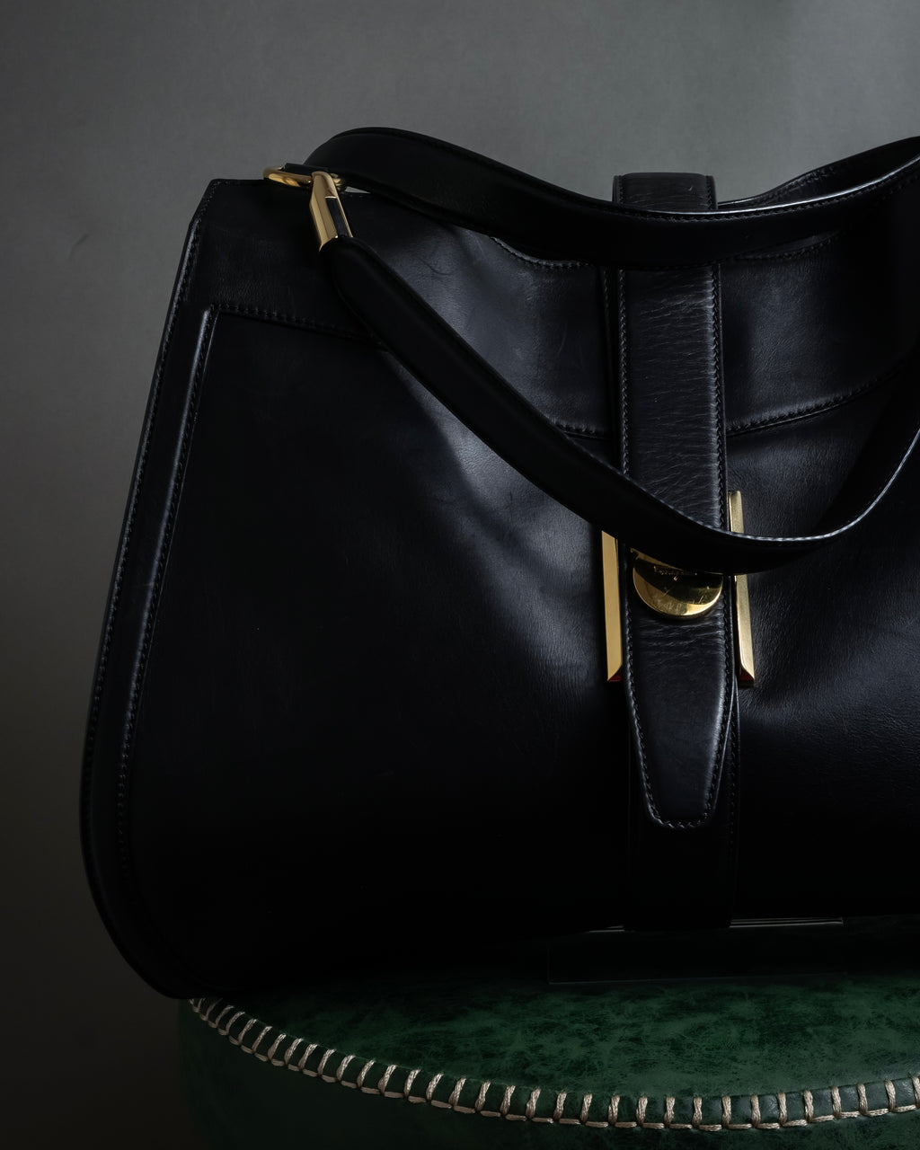 "Salvatore Ferragamo" Vertical gancini drawstring hobo bag