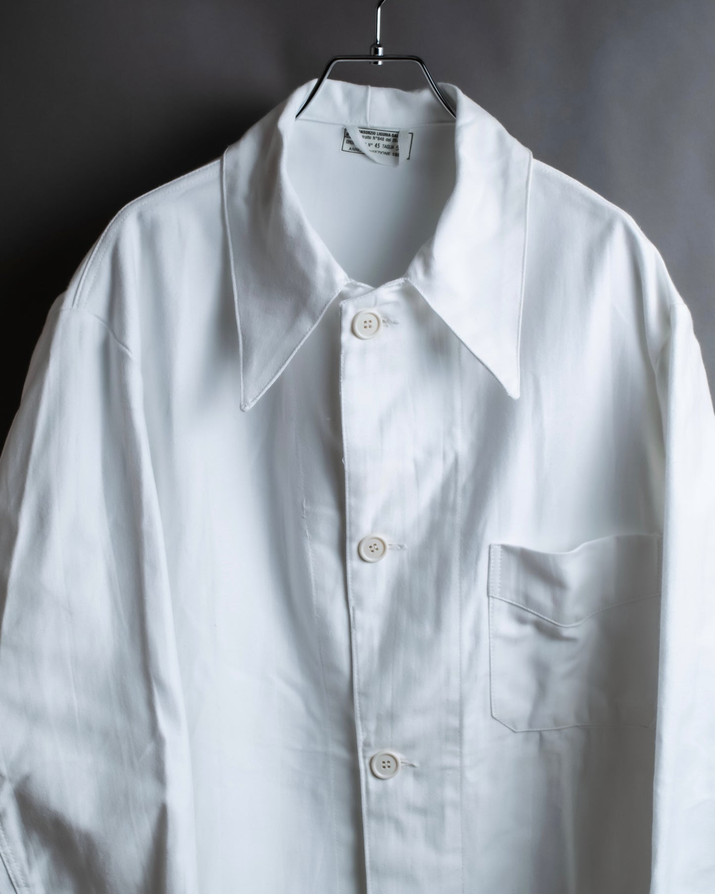 "Vintage large collar crisp material shirt"