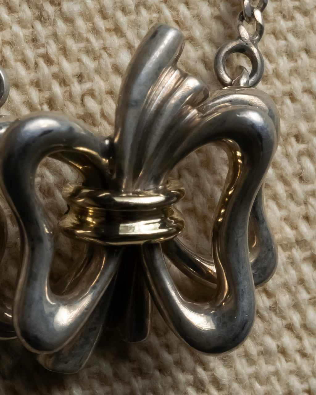 "Tiffany & Co." Silver 925 ribbon motif necklace