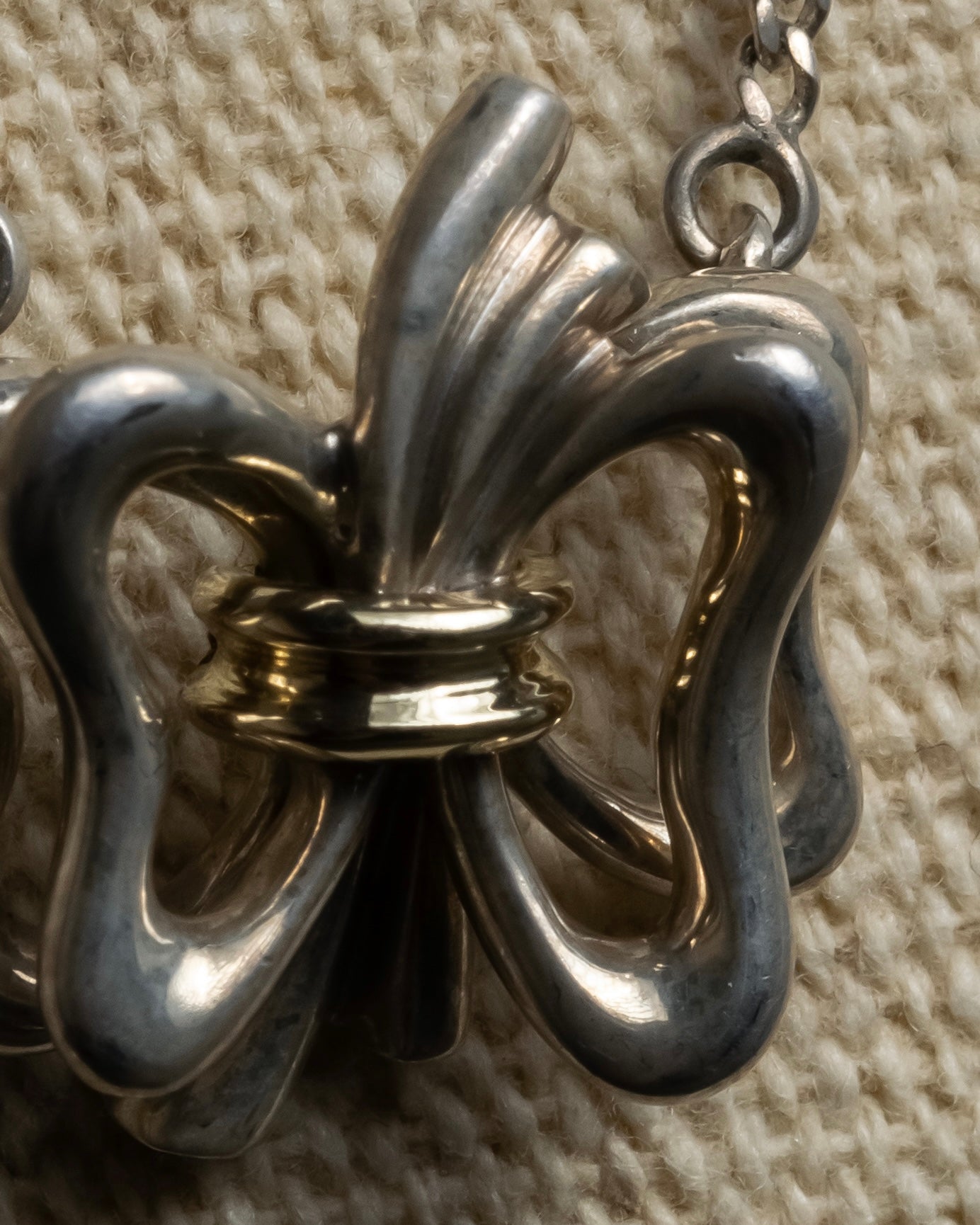 "Tiffany & Co." Silver 925 ribbon motif necklace