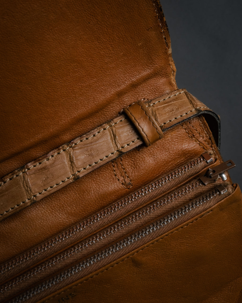 “CELINE” 80’s Hornback crocodile shoulder bag