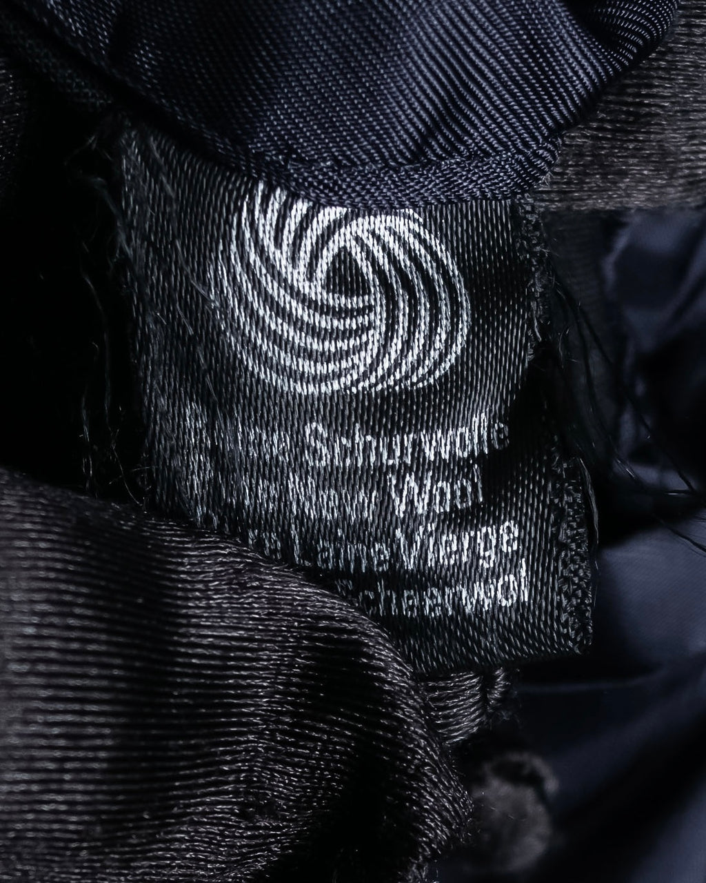 "BALENCIAGA" Peak lapel double-breasted chester coat