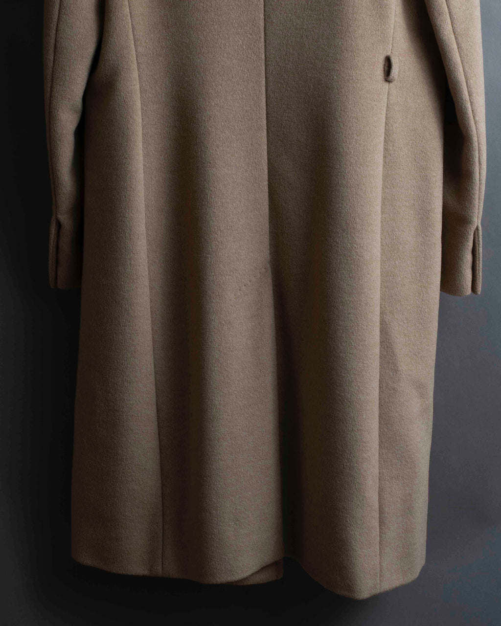 "Max Mara" Buttonless straight line beige chester coat