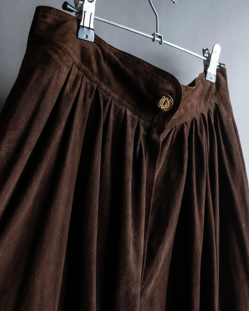 "LOEWE" Dark brown color gathered design wide pants