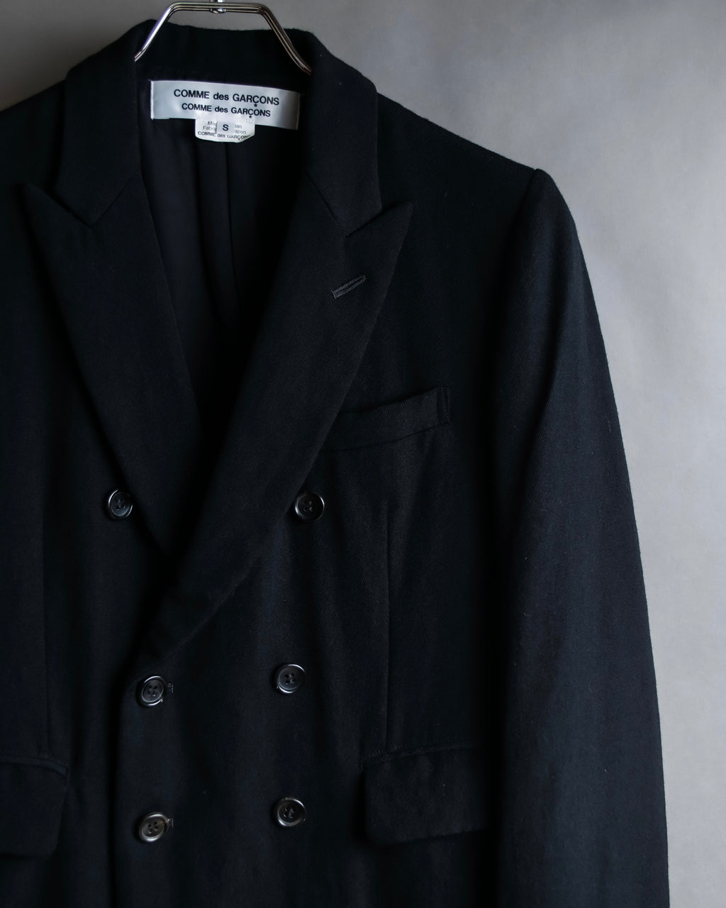 "COMME des GARCONS" Peaked lapel double-breasted long tailored jacket