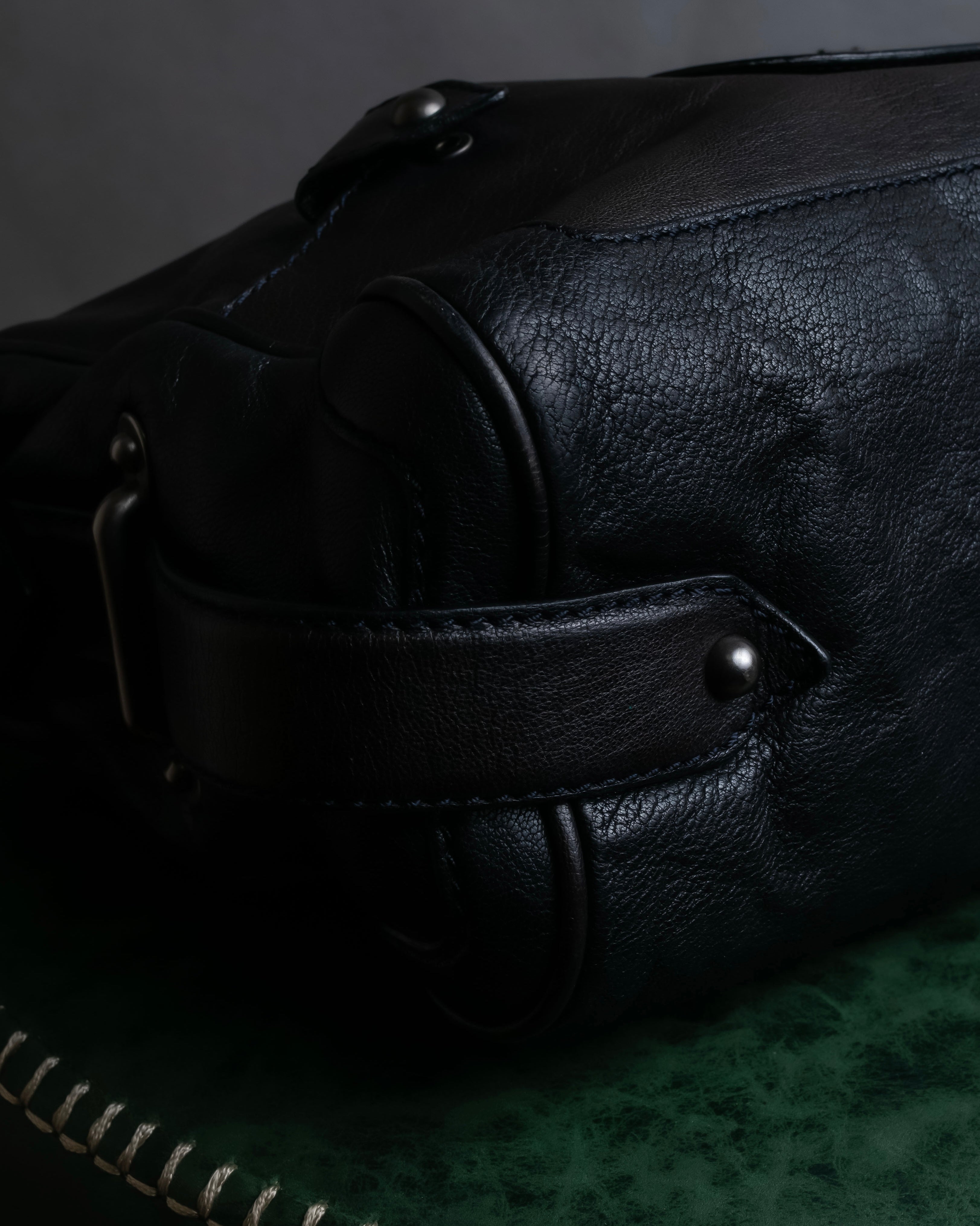 "CELINE" Metal parts design horizontal leather one-shoulder bag