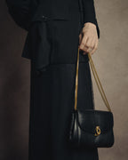 –SPECIAL– “GUCCI” 80’s crest chain shoulder bag