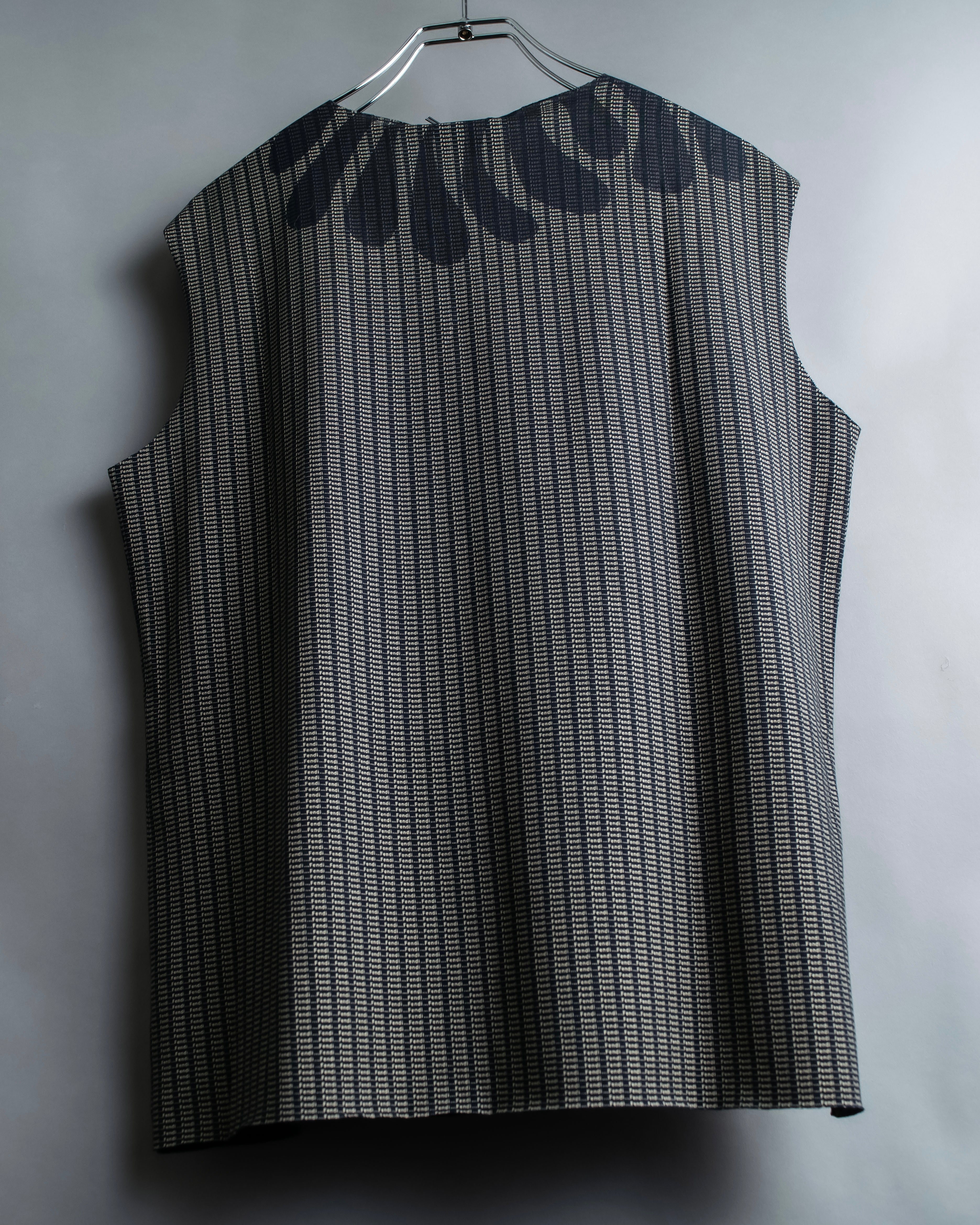 "FENDI" Logo print V-neck sleeveless top