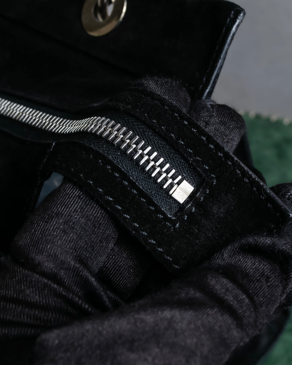 "CELINE" Horizontal form suede one-handle bag