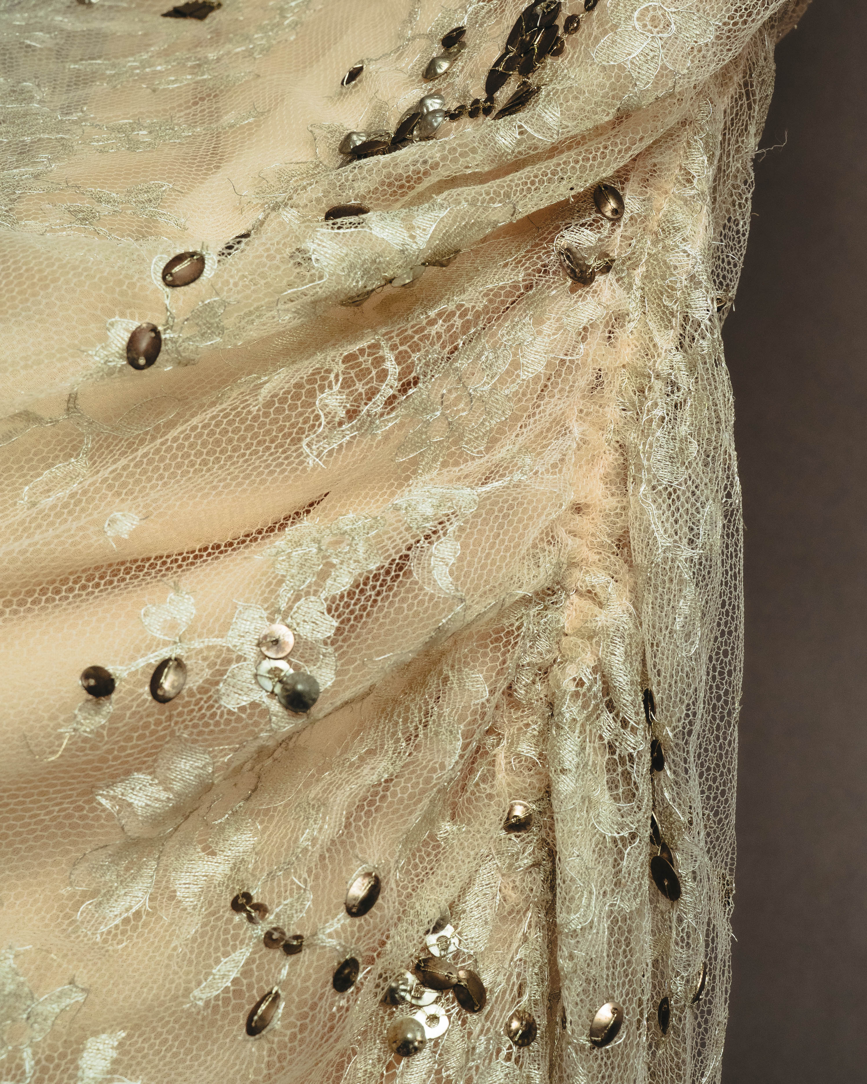 –SPECIAL– "VALENTINO" 00's-10's Embellished lace cocktail dress
