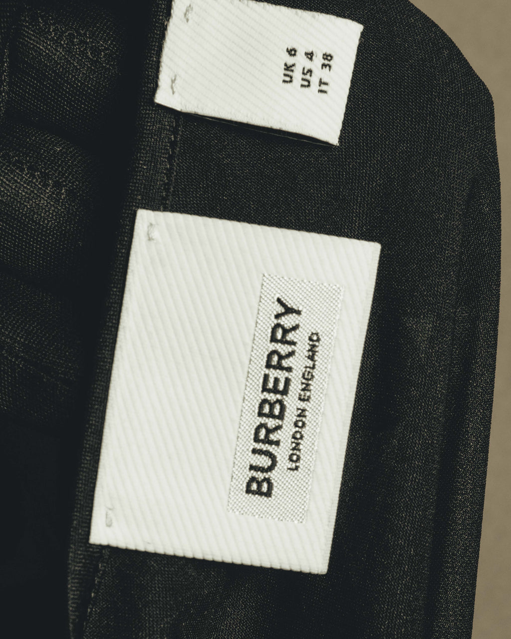 "BURBERRY" 2010's-20's Pleated silk midi dress