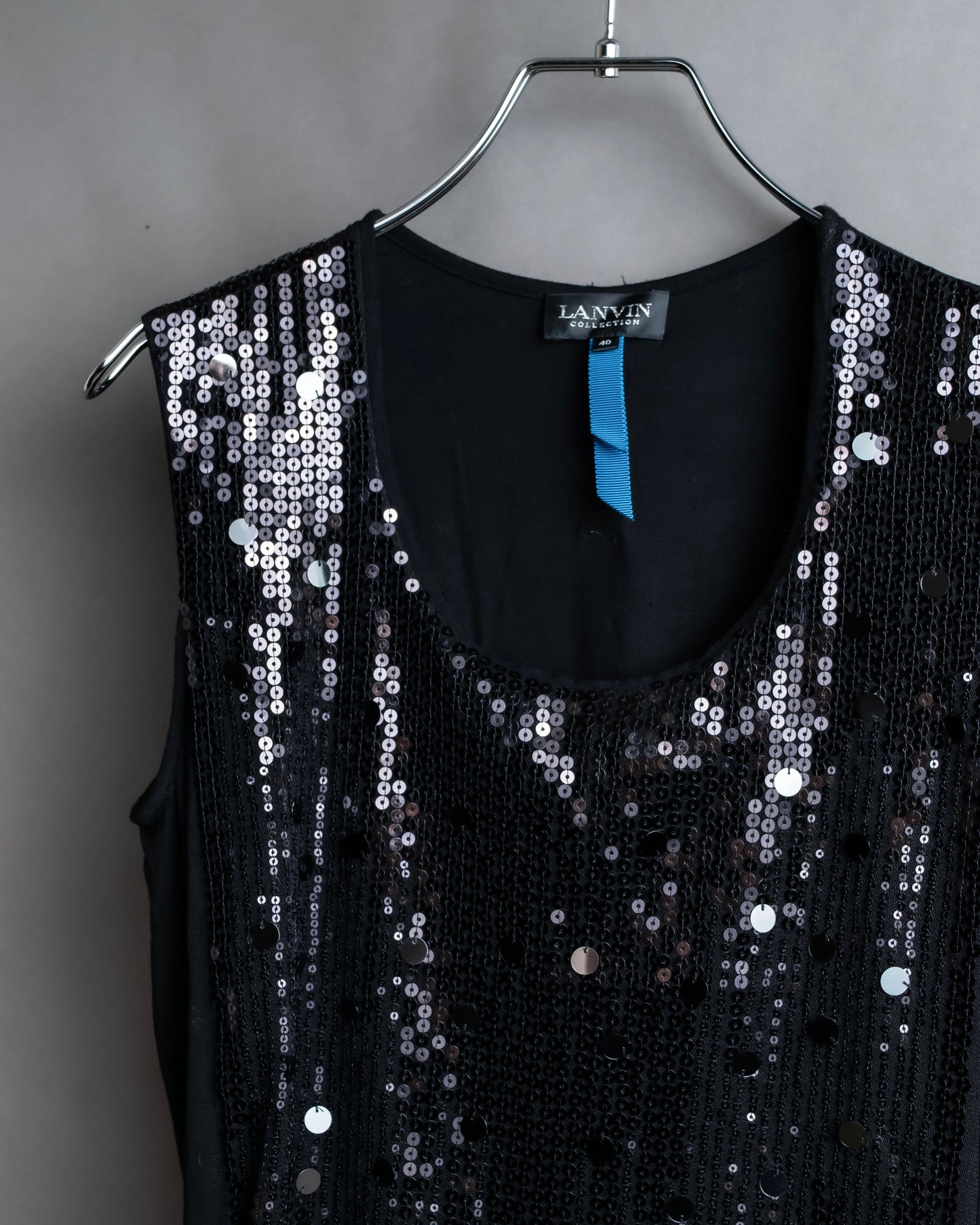 "LANVIN" Different sequin designs sleeveless pullover