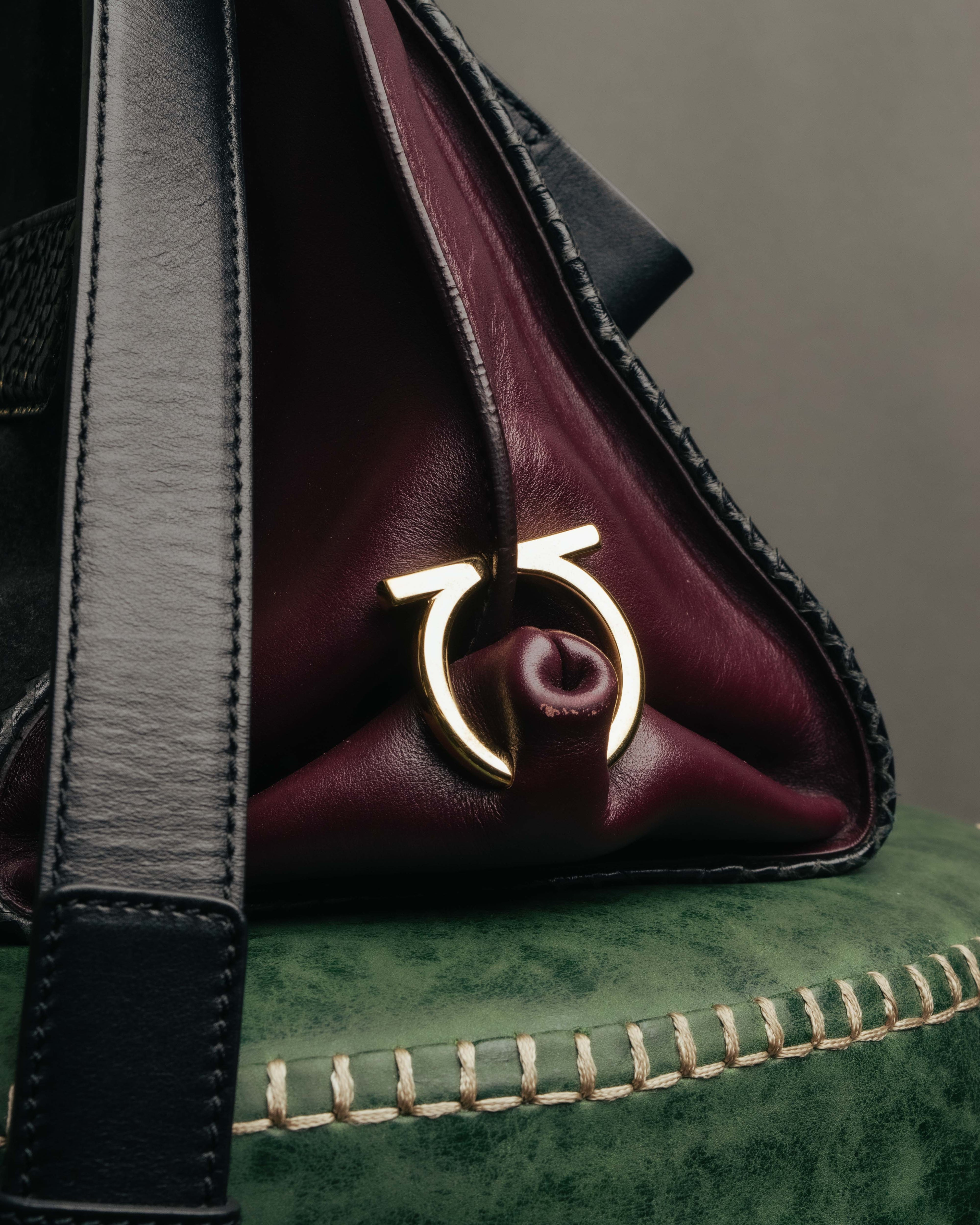 -SPECIAL- “Salvatore Ferragamo” 2019-21 Mixed material Sofia top handle bag