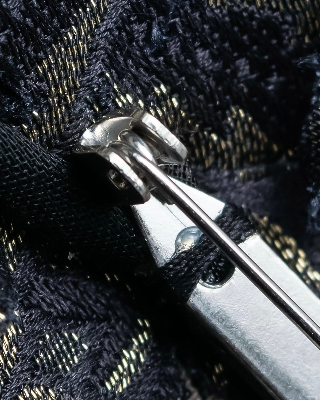 "DOLCE &amp; GABBANA" Flower motif tulle layered brooch