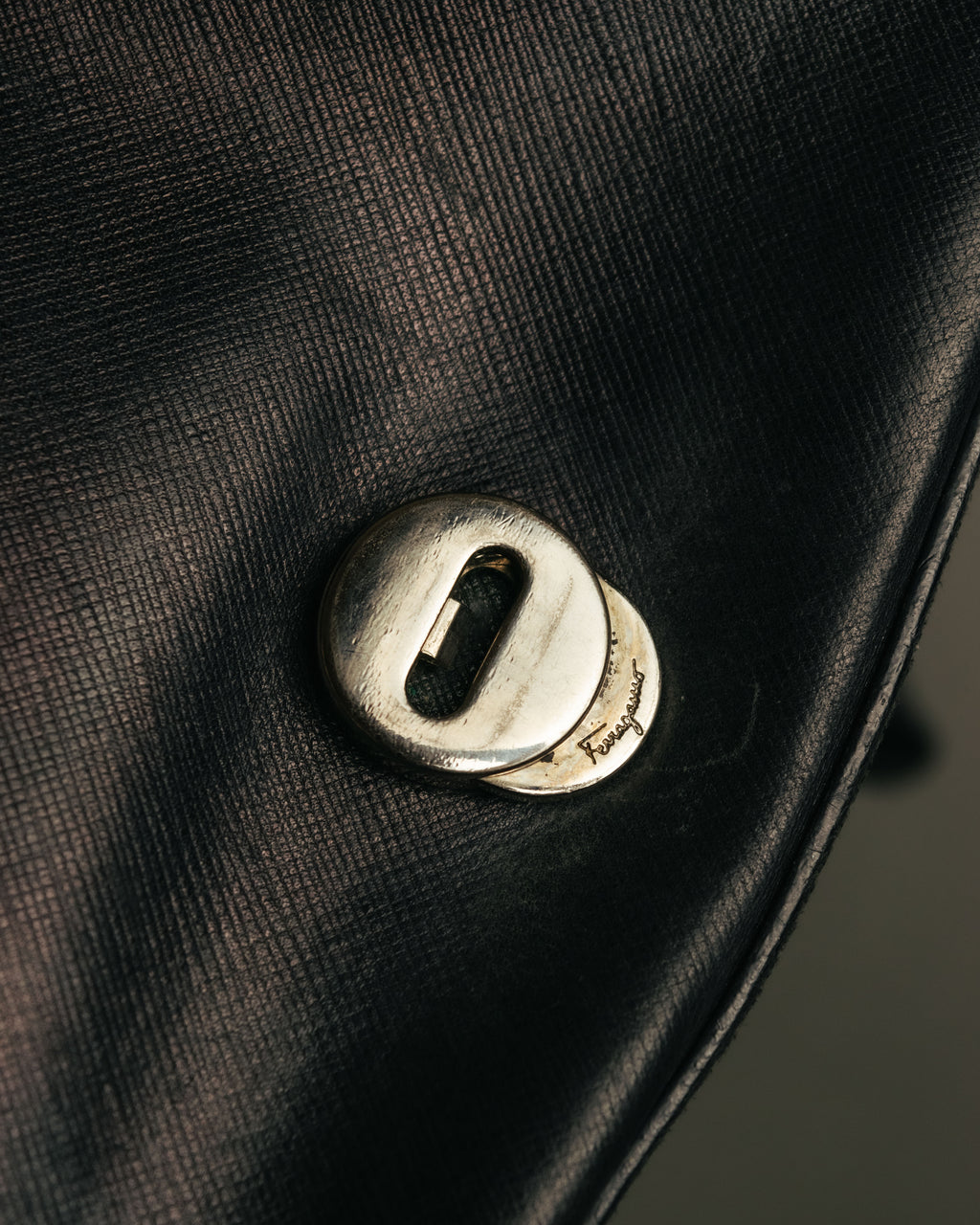 “Salvatore Ferragamo” 2010’s Gancini leather shoulder bag