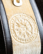 "Roberta Di Camerino"
 Velvet combination design hand bag