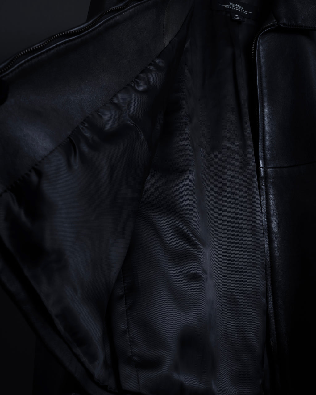 "Weekend Max Mara" Minimalist design center zip-up leather jacket