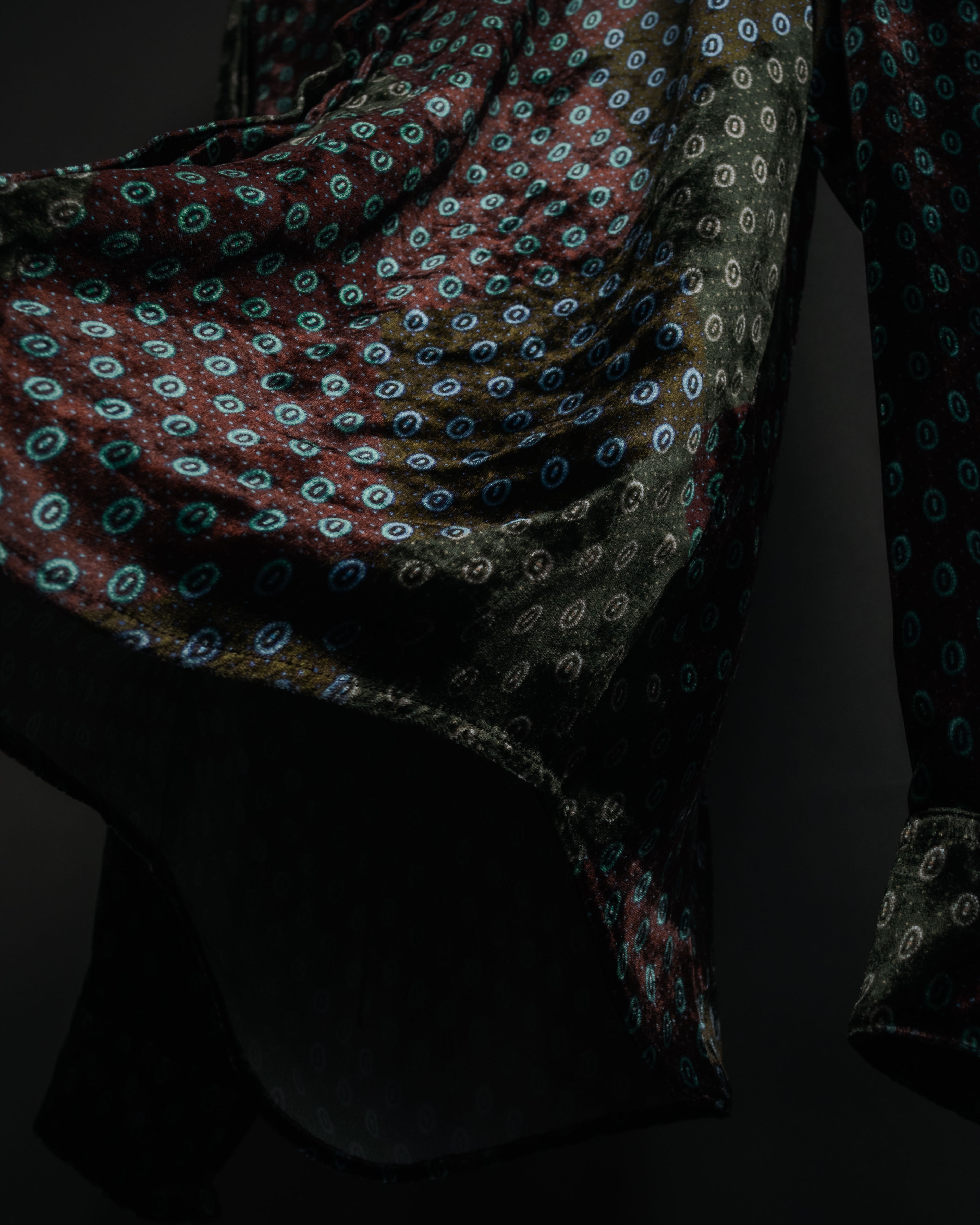 “DRIES VAN NOTEN” 2010’s Circle motif velvet shirt