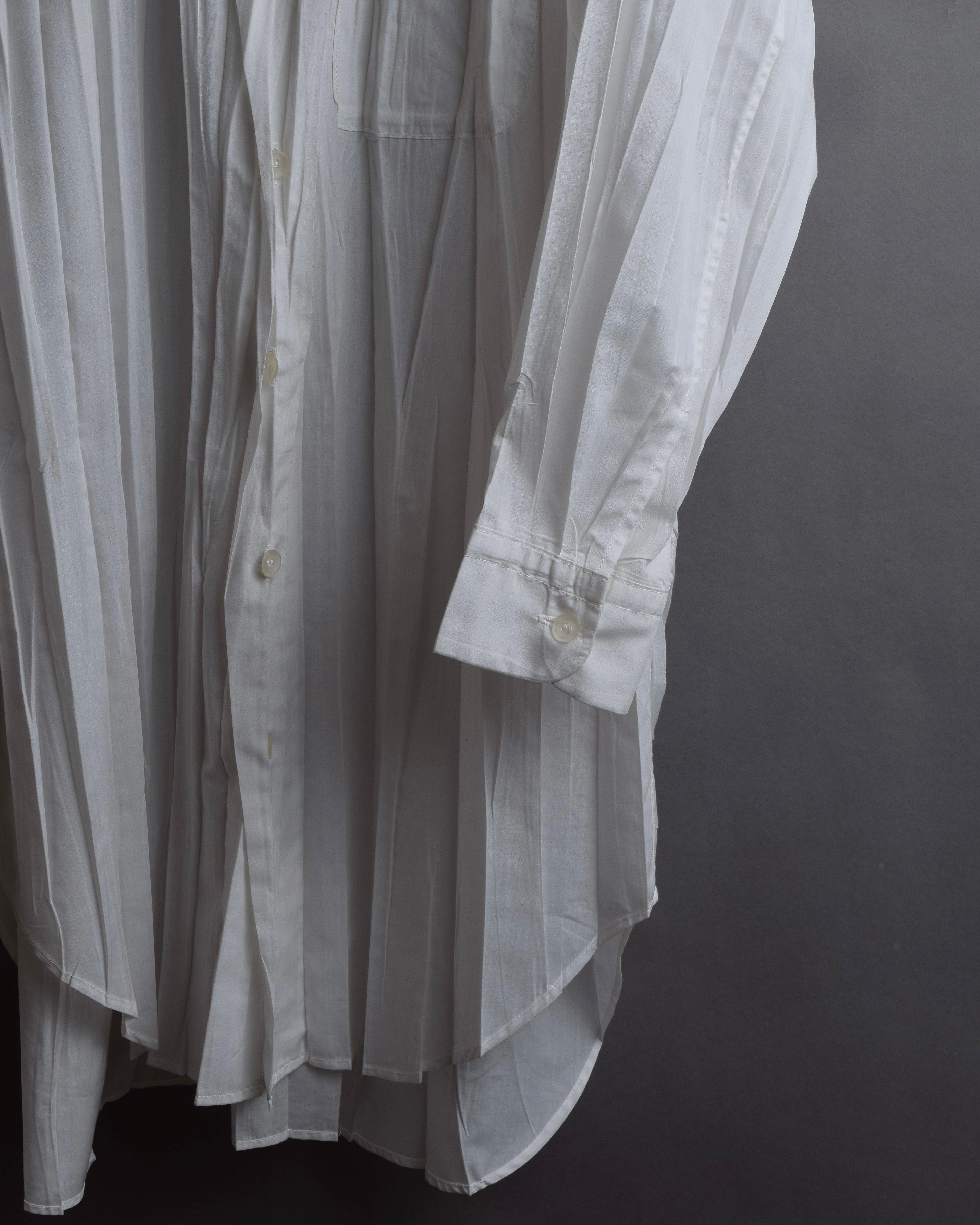 "ISSEY MIYAKE" Pleated design polyester long shirt