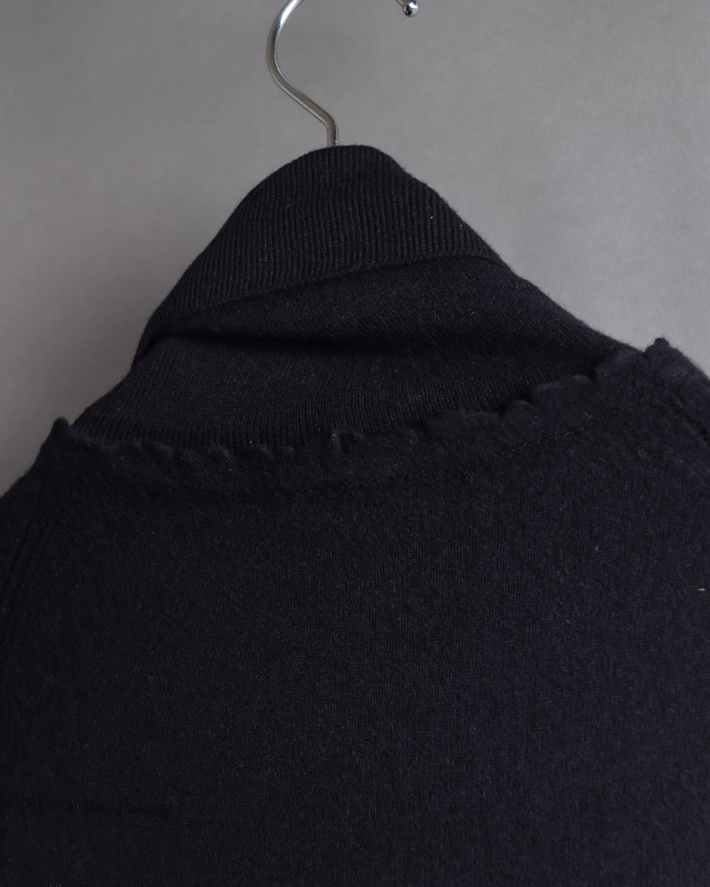 "DIOR" Edith Slimane period double high neck processing knit