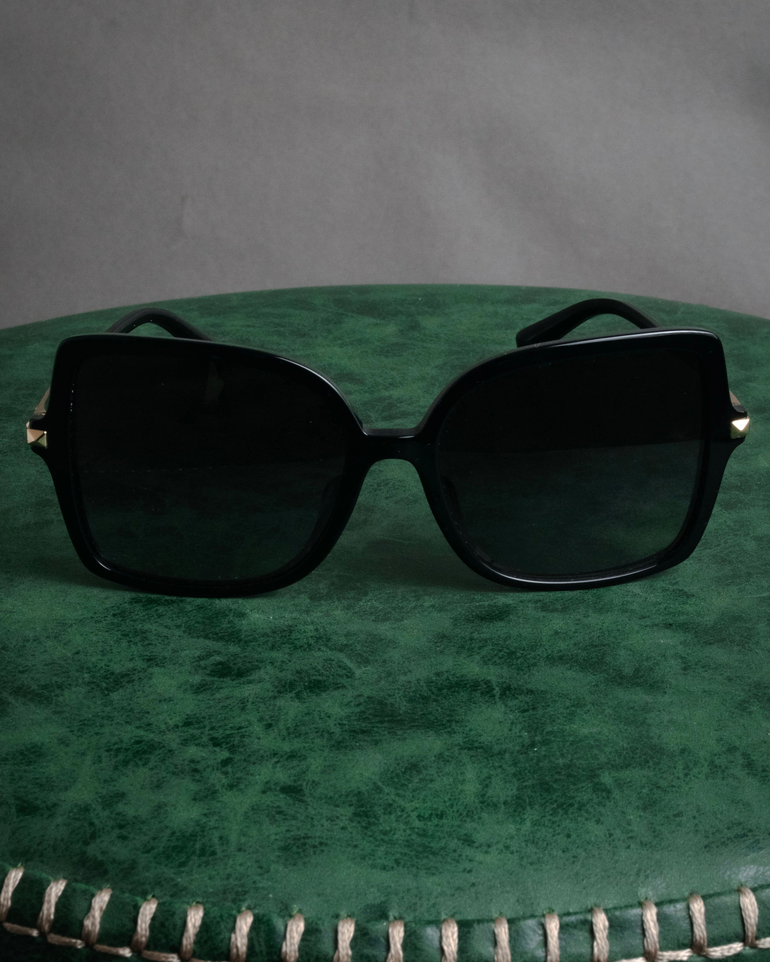 “VALENTINO” 2017’s-2022’s Rockstud sunglasses