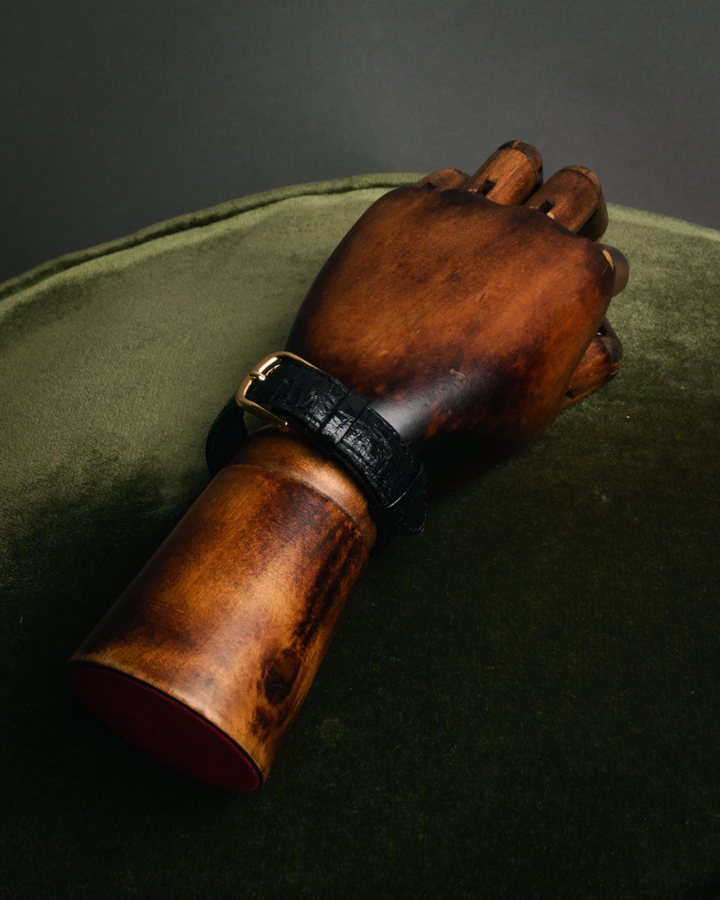 “Yves Saint Laurent” 80’s-90’s coin edge quartz leather watch