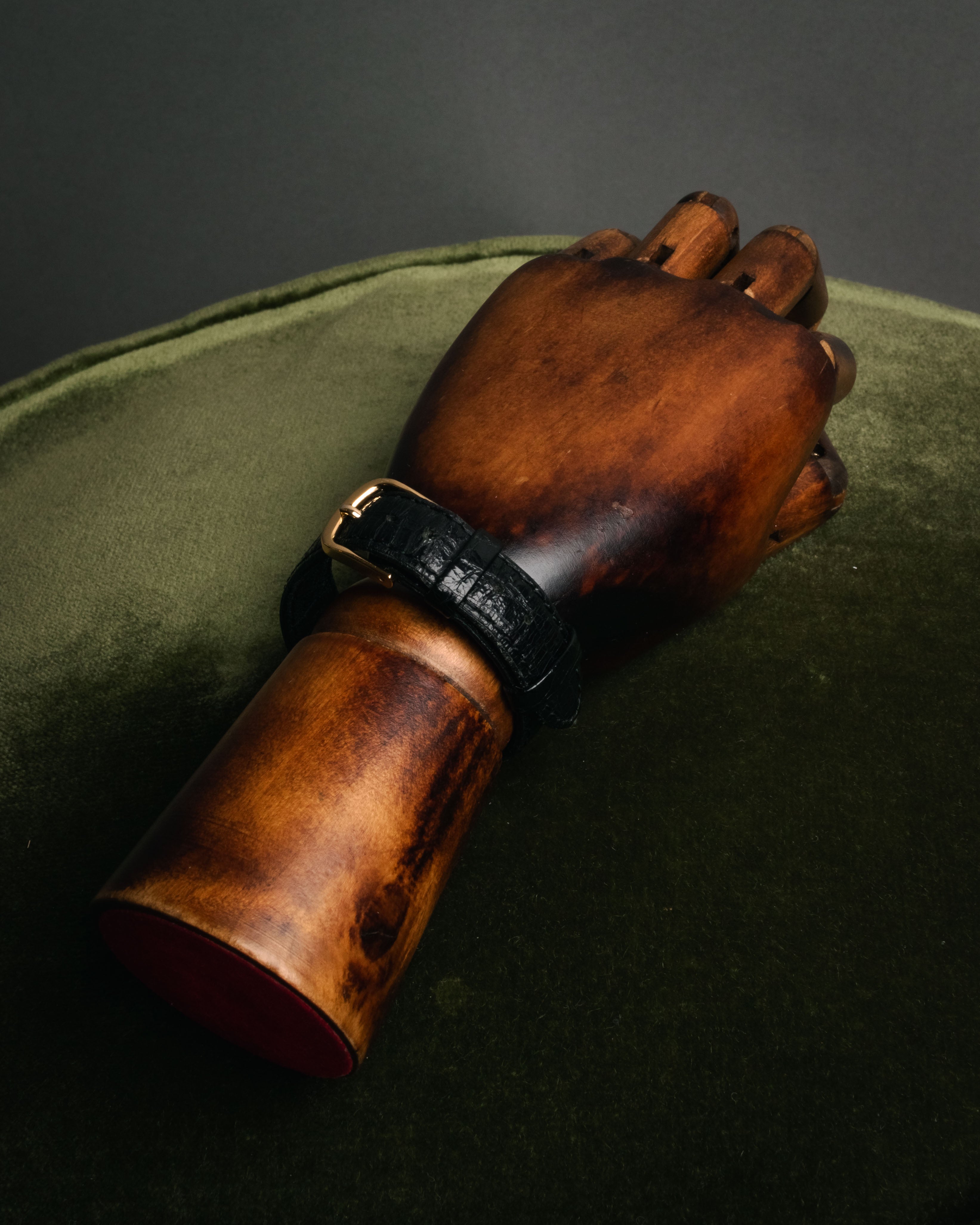 “Yves Saint Laurent” 80’s-90’s coin edge quartz leather watch